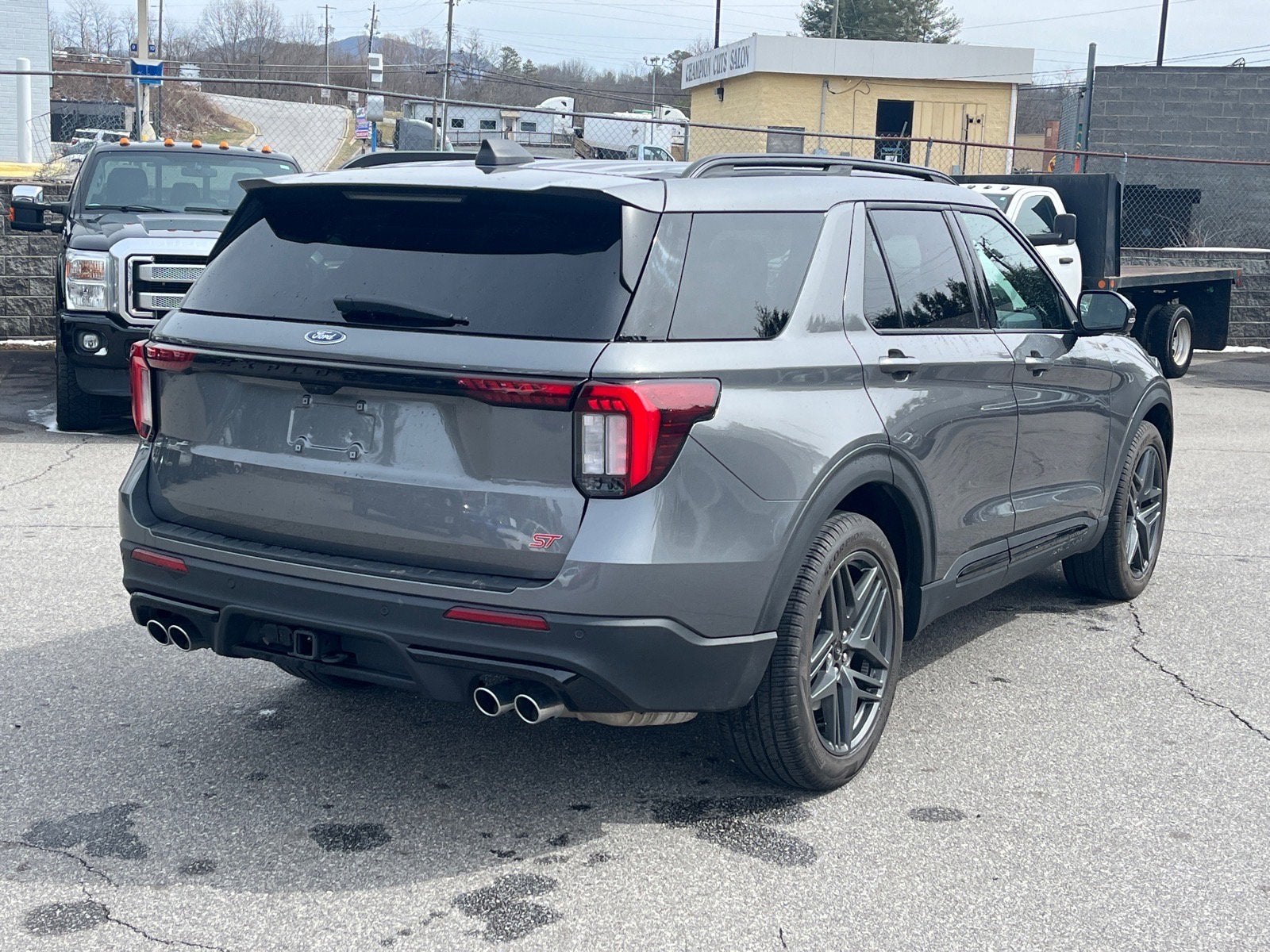 2025 Ford Explorer ST