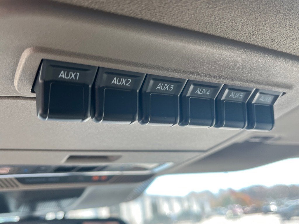 2026 Ford Super Duty F-350 SRW Platinum