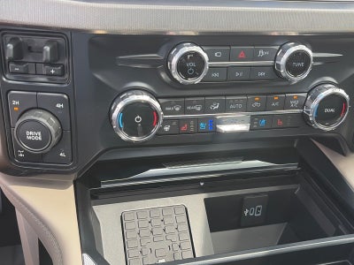 2026 Ford Super Duty F-350 SRW Platinum