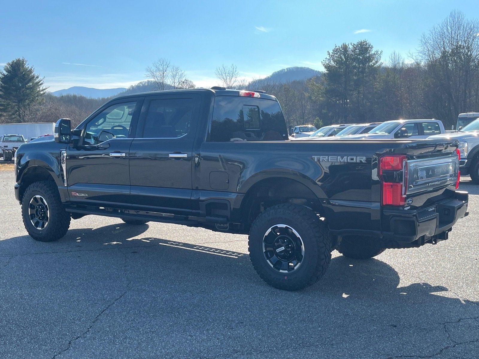 2026 Ford Super Duty F-350 SRW Platinum