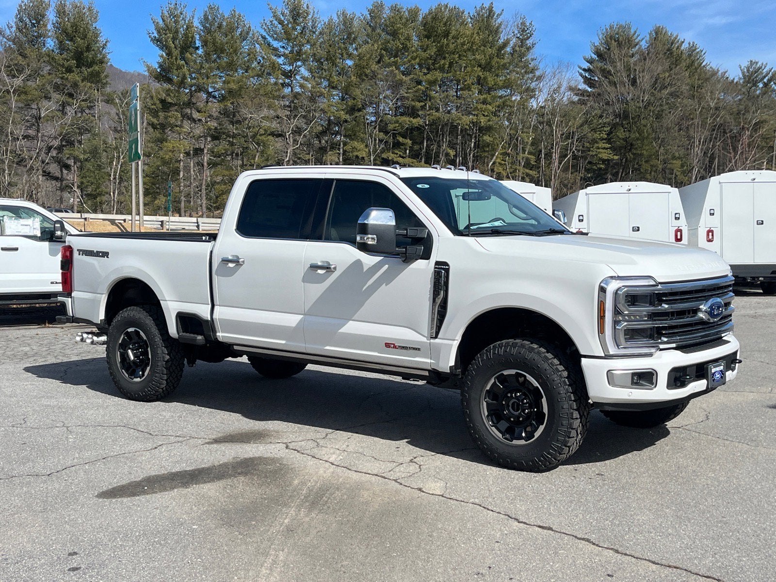 2026 Ford Super Duty F-350 SRW Platinum
