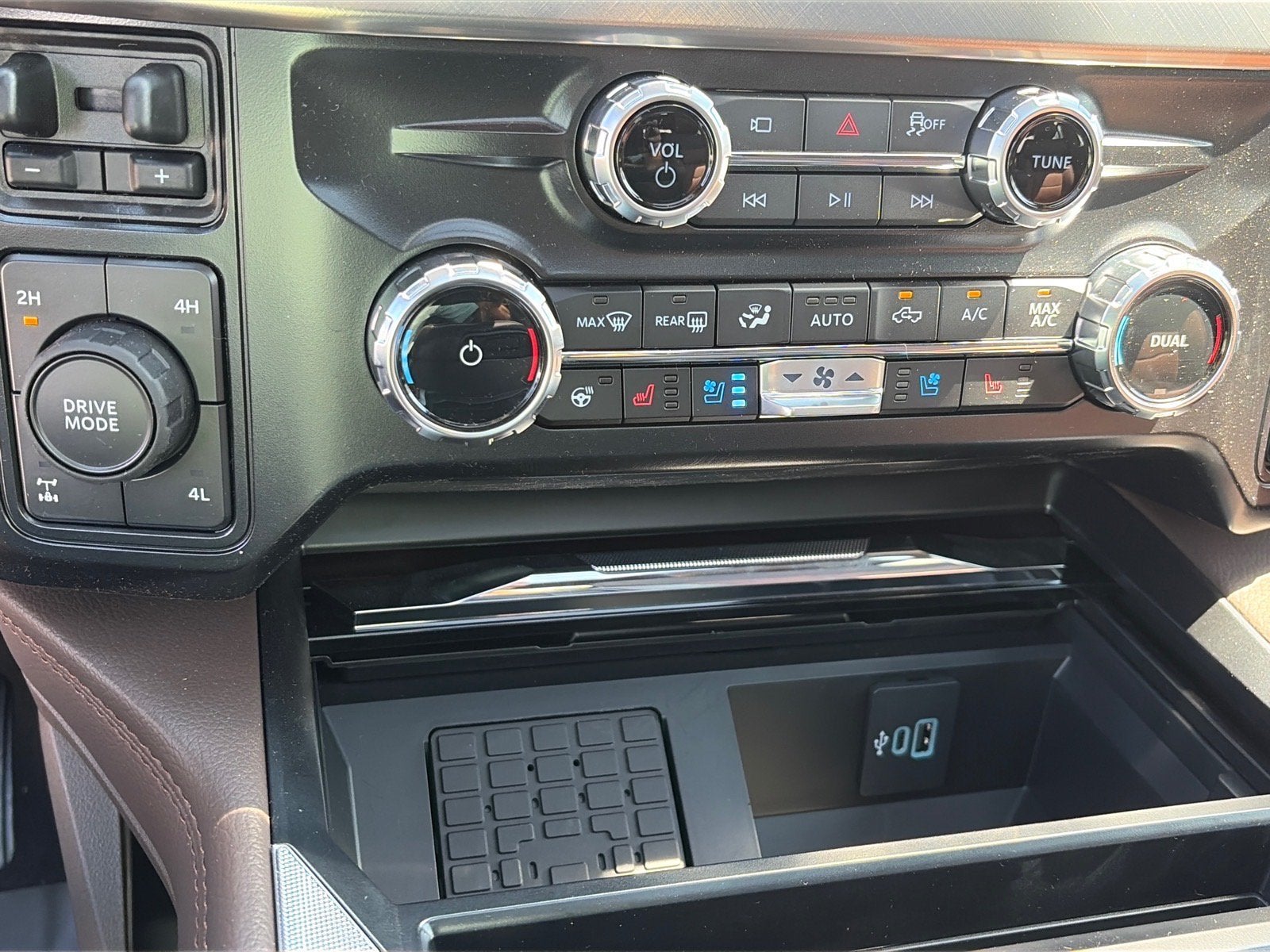 2026 Ford Super Duty F-350 SRW King Ranch