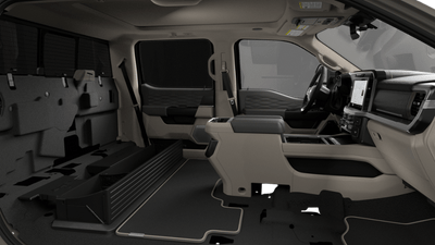 2027 Ford Super Duty F-350 SRW F-350® Platinum®