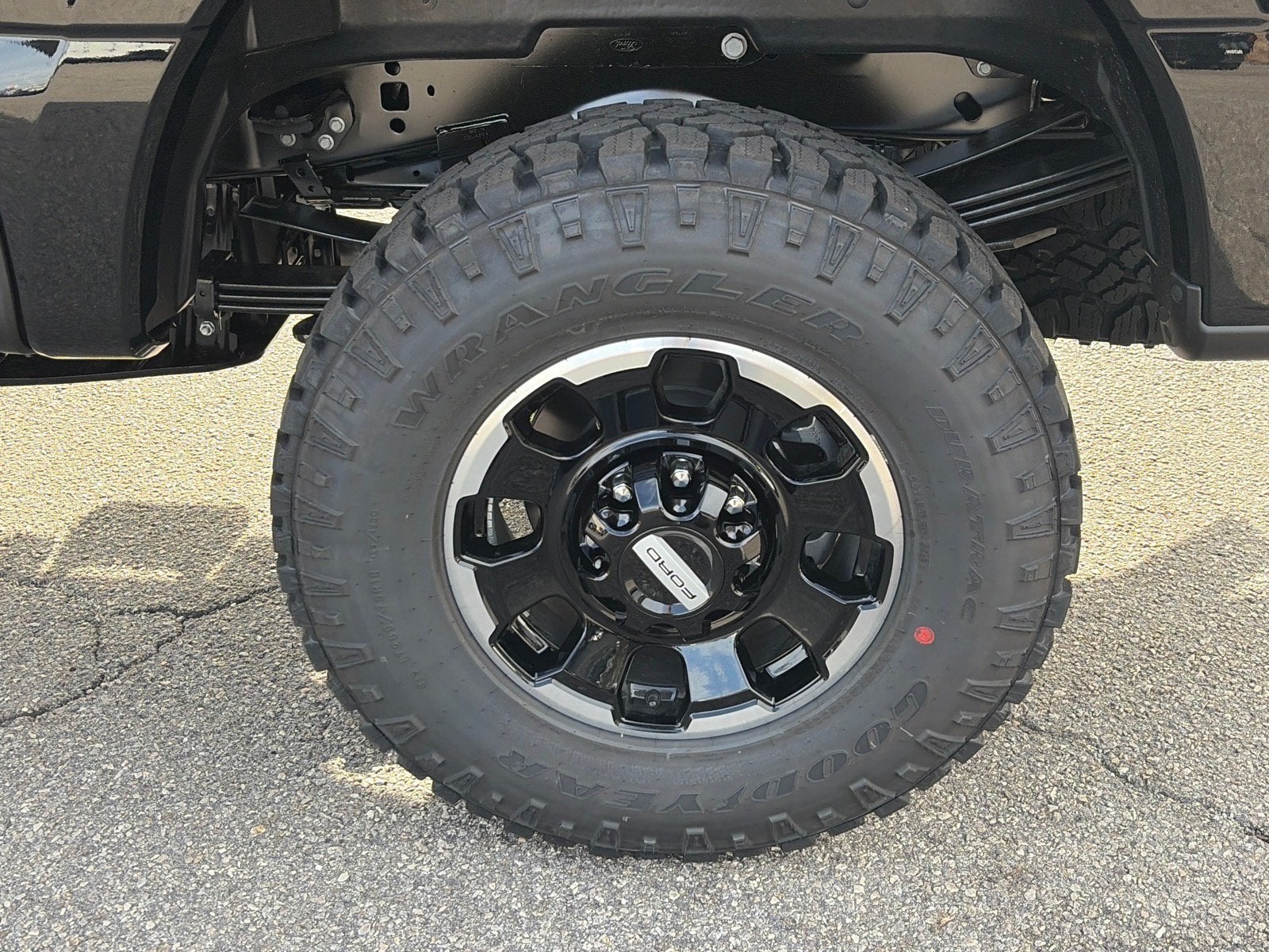 2027 Ford Super Duty F-350 SRW LARIAT