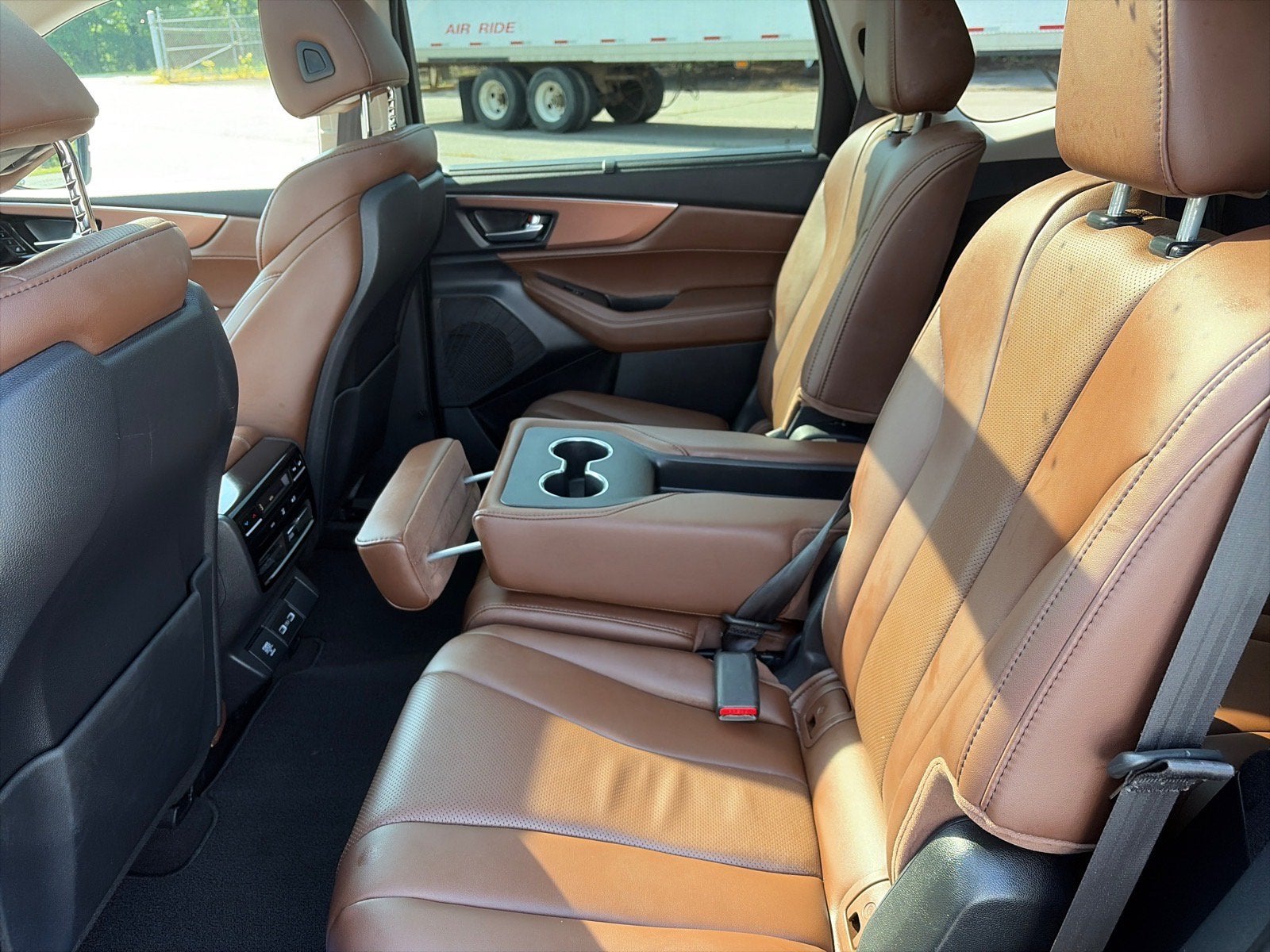 2023 Acura MDX w/Technology Package