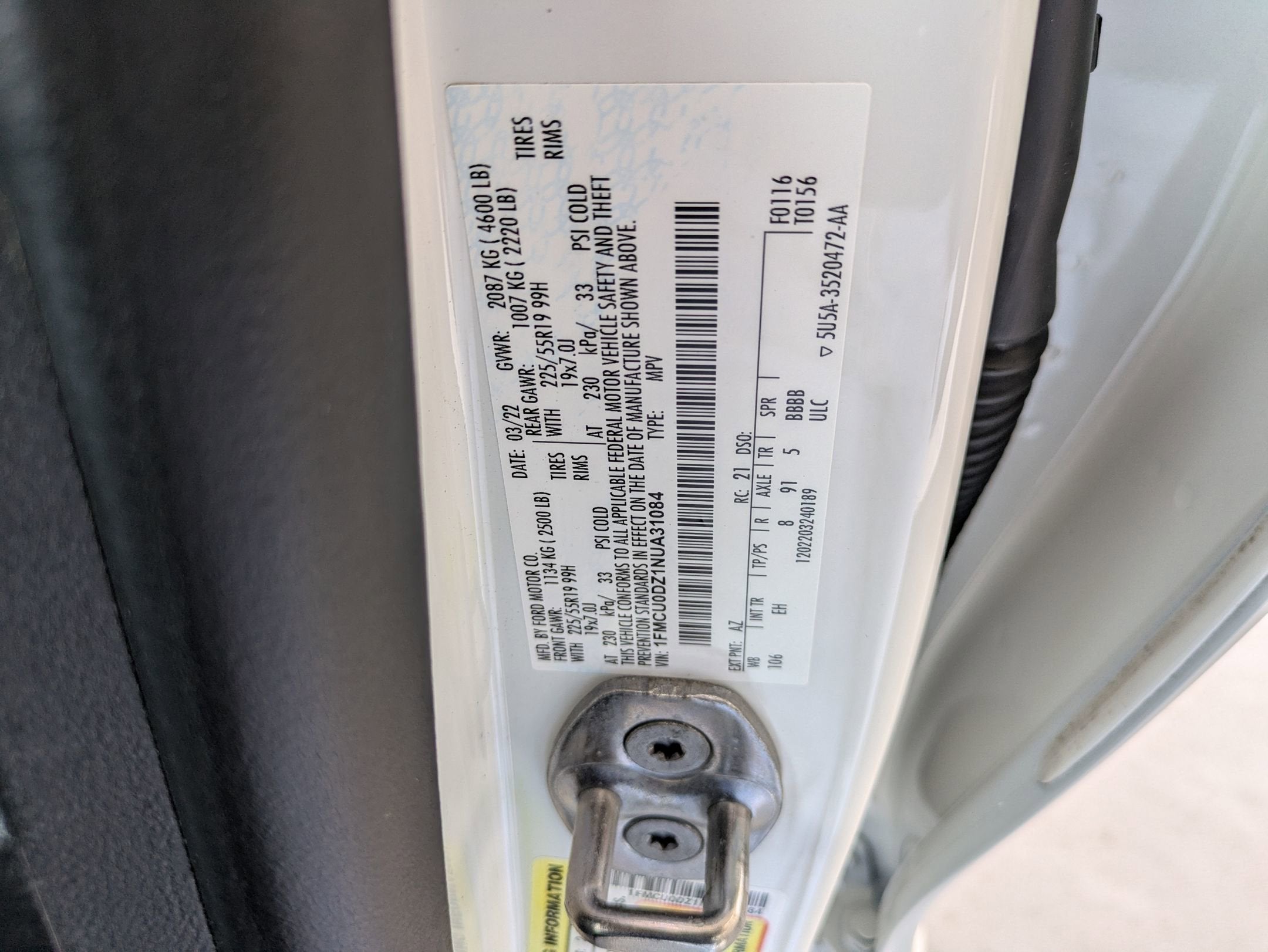 2022 Ford Escape Titanium Hybrid