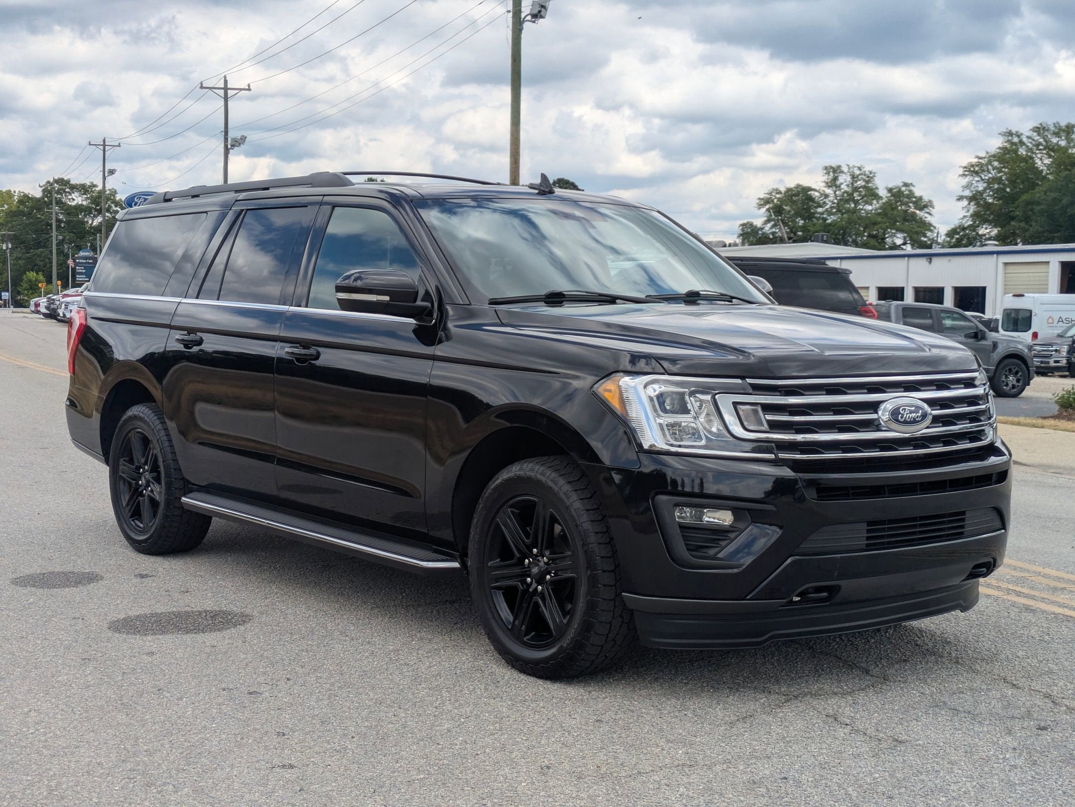 2021 Ford Expedition Max XLT