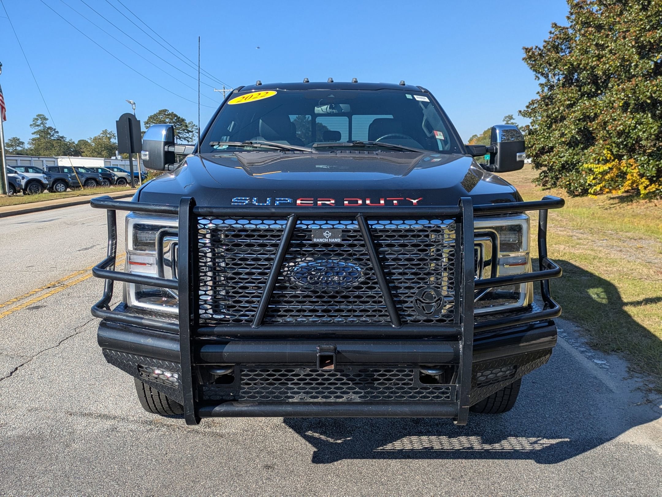 2022 Ford Super Duty F-350 DRW LARIAT