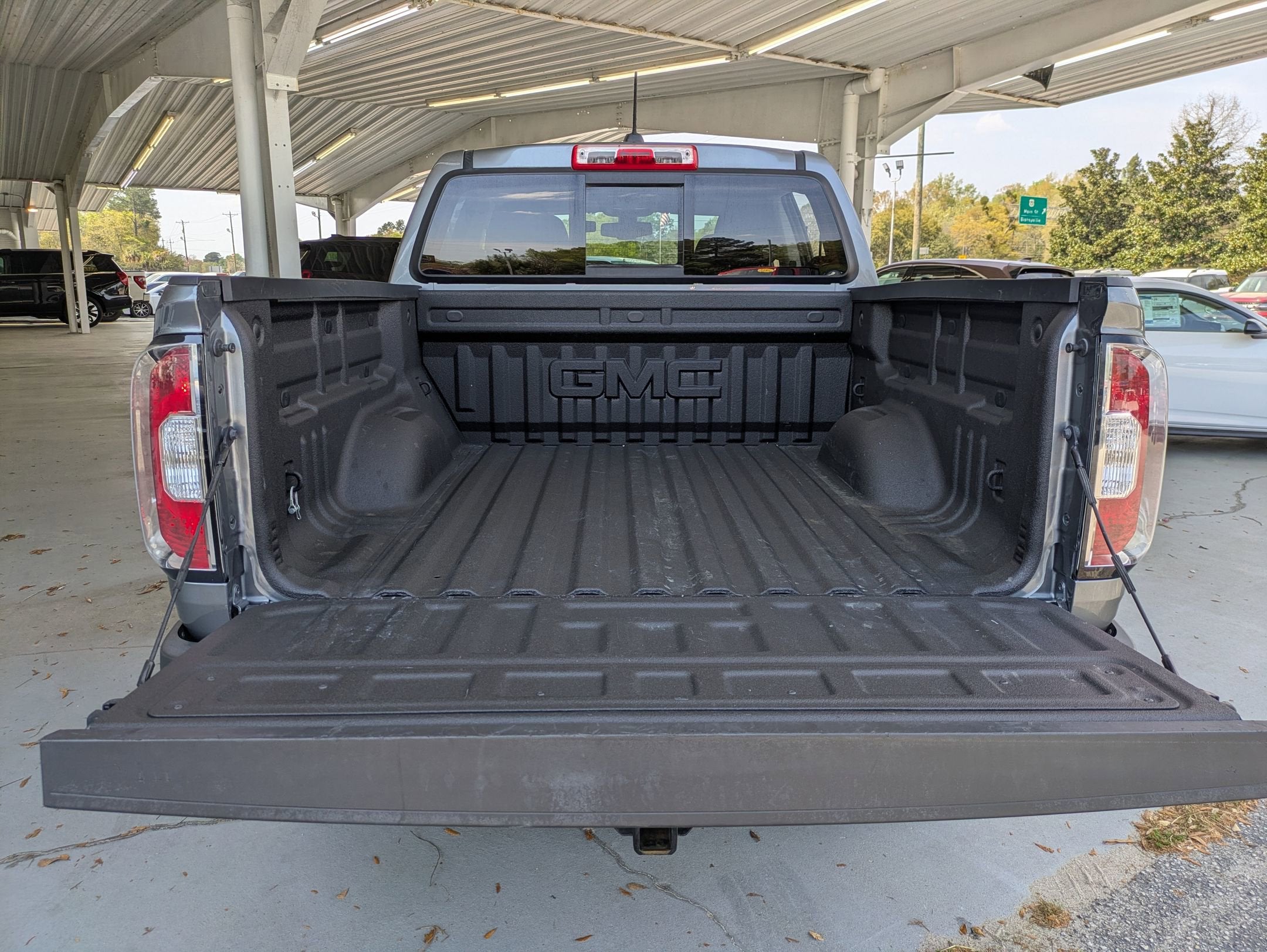2022 GMC Canyon 4WD AT4 w/Leather