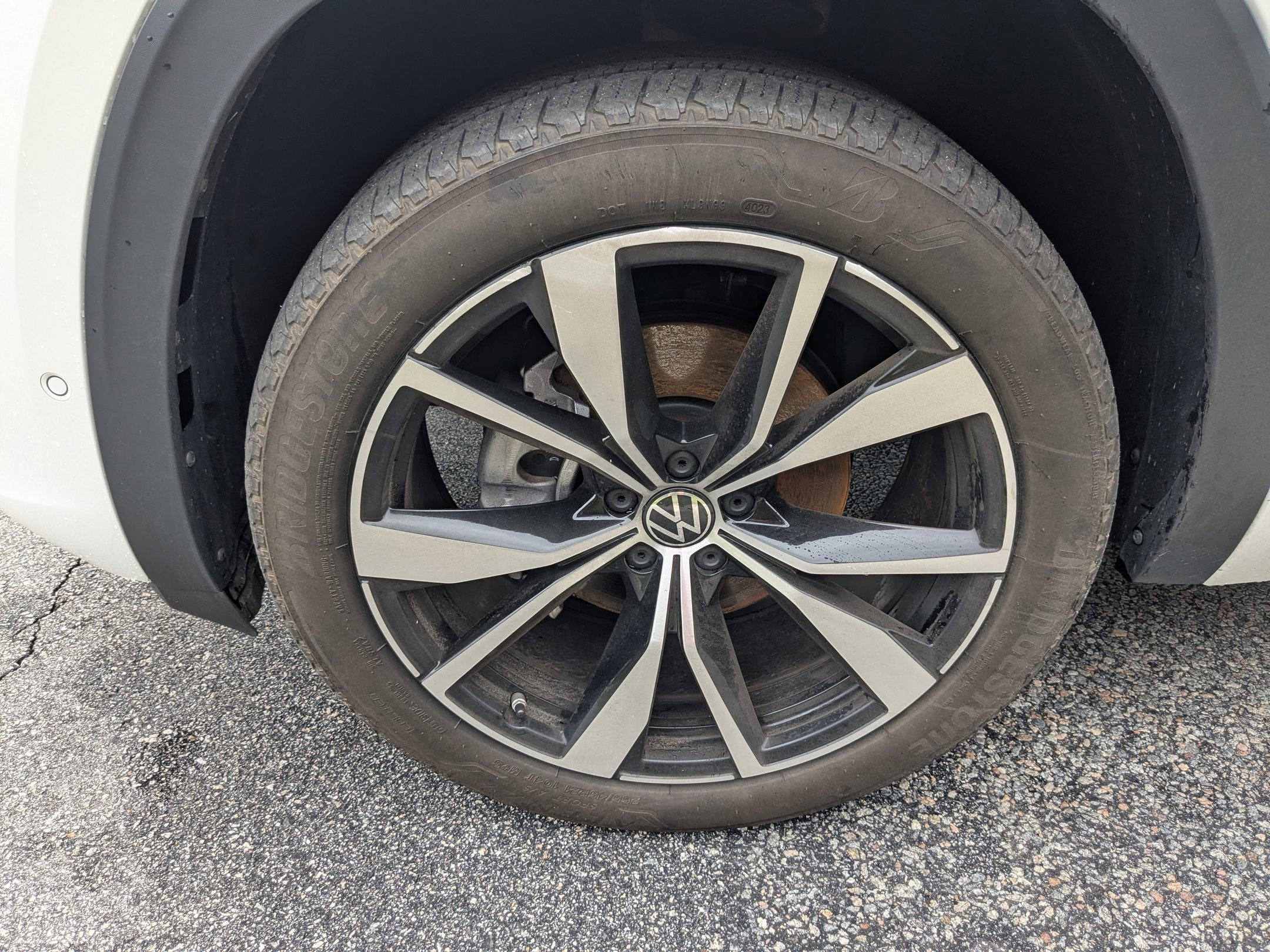 2024 Volkswagen Atlas 2.0T SEL Premium R-Line