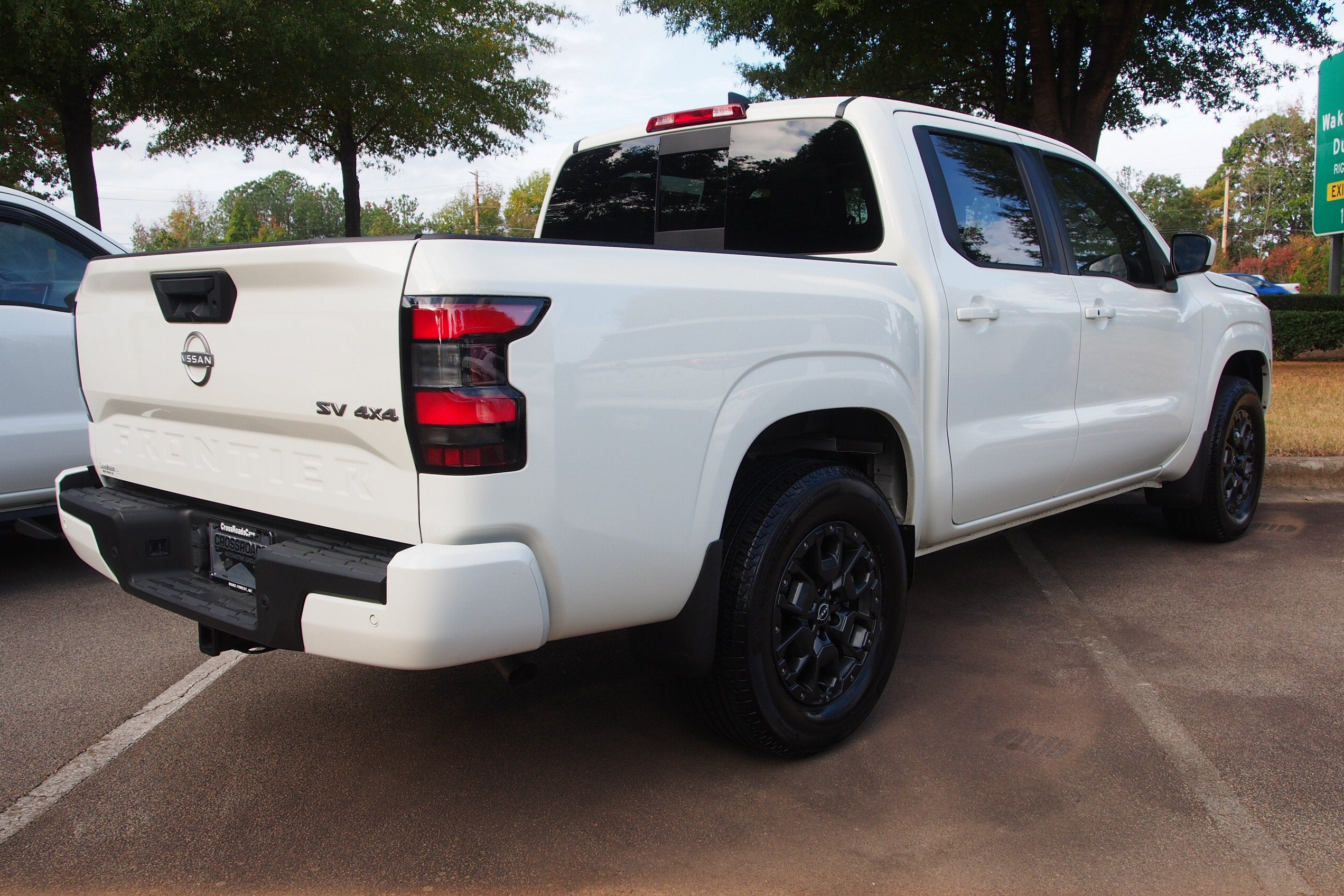 2023 Nissan Frontier SV