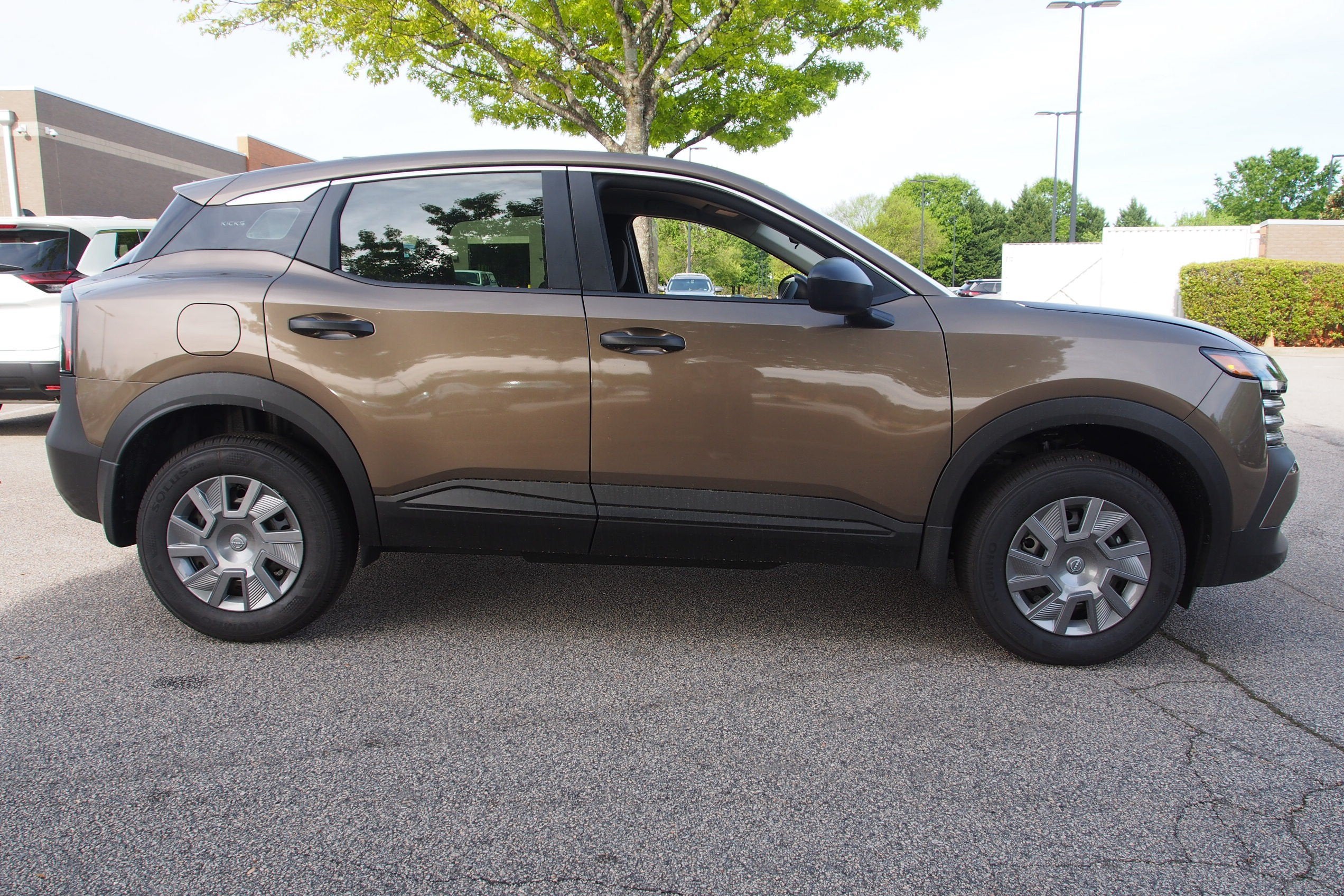 2026 Nissan Kicks S