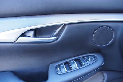 2022 INFINITI QX50 LUXE