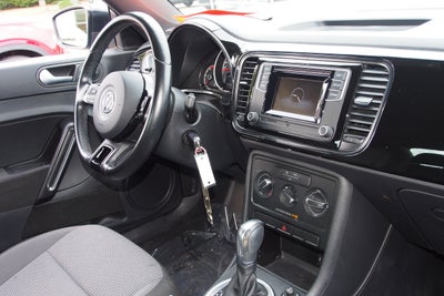 2018 Volkswagen Beetle S