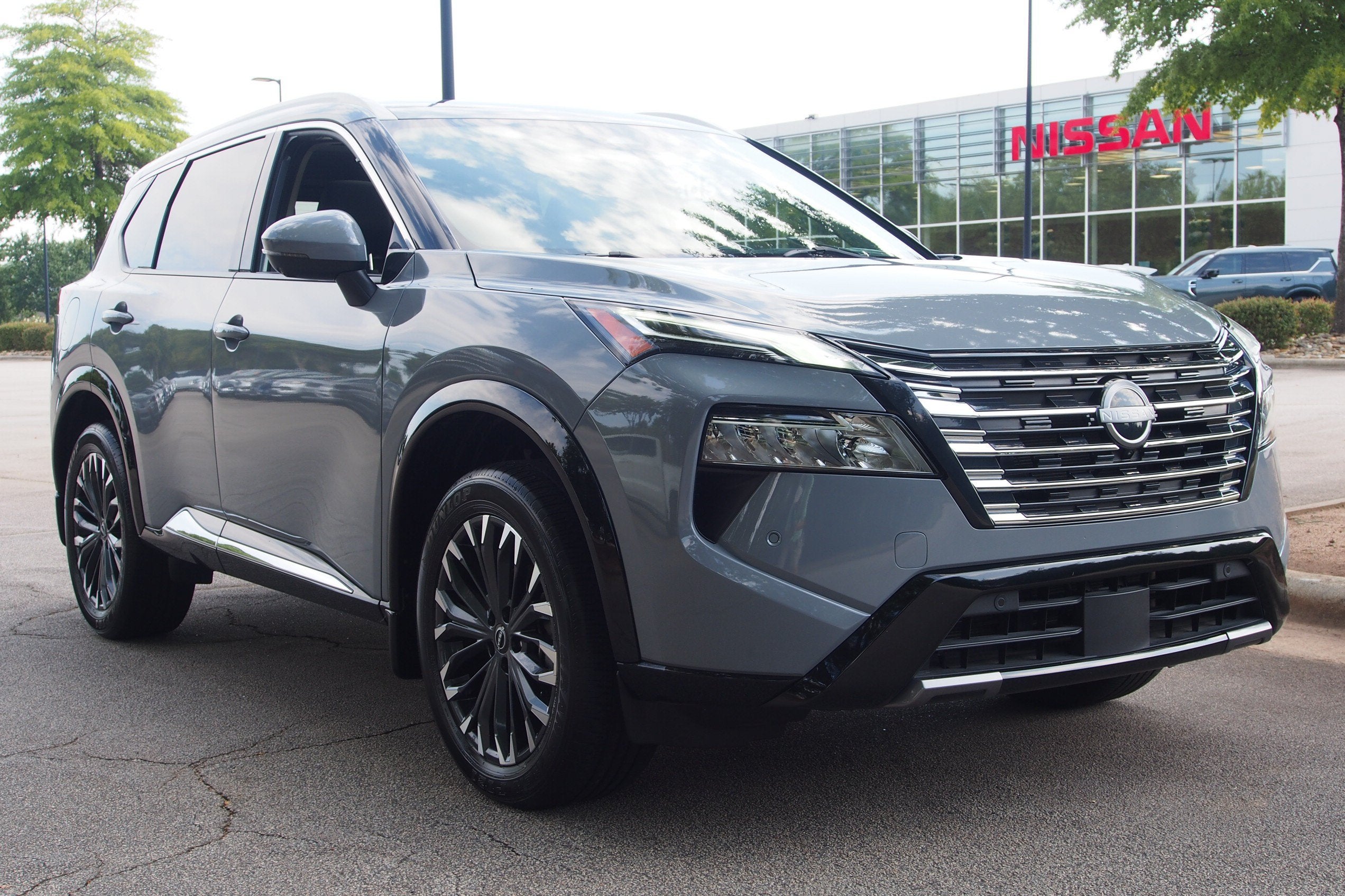 2024 Nissan Rogue Platinum