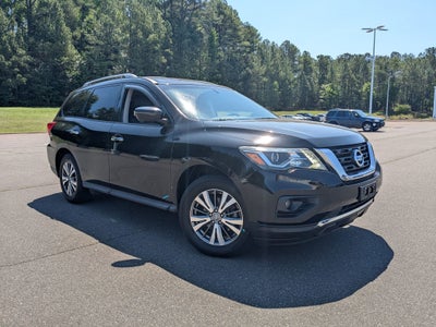 2019 Nissan Pathfinder SL