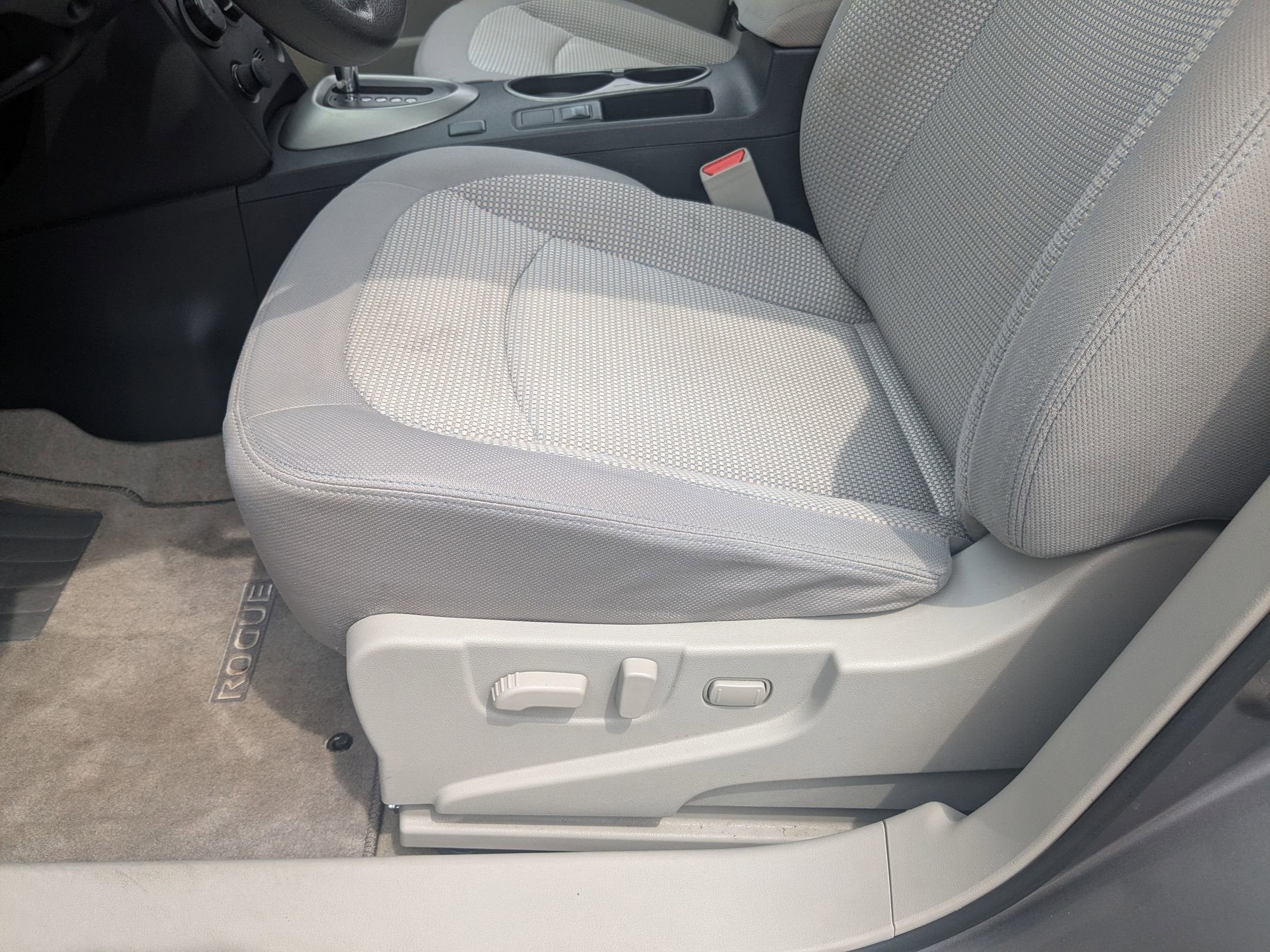 2012 Nissan Rogue SV