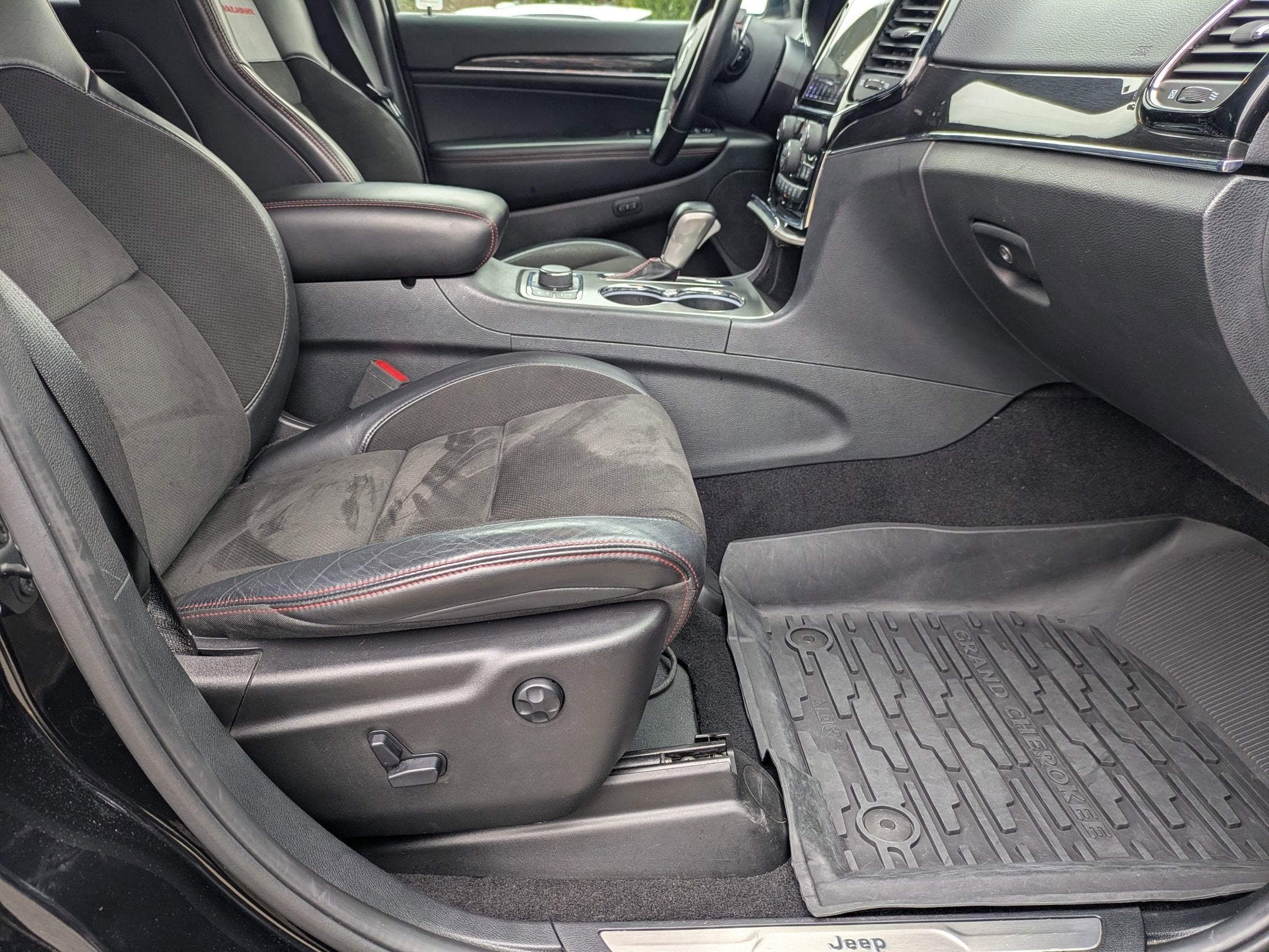 2020 Jeep Grand Cherokee Trailhawk