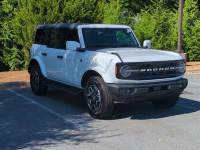 2026 Ford Bronco Outer Banks