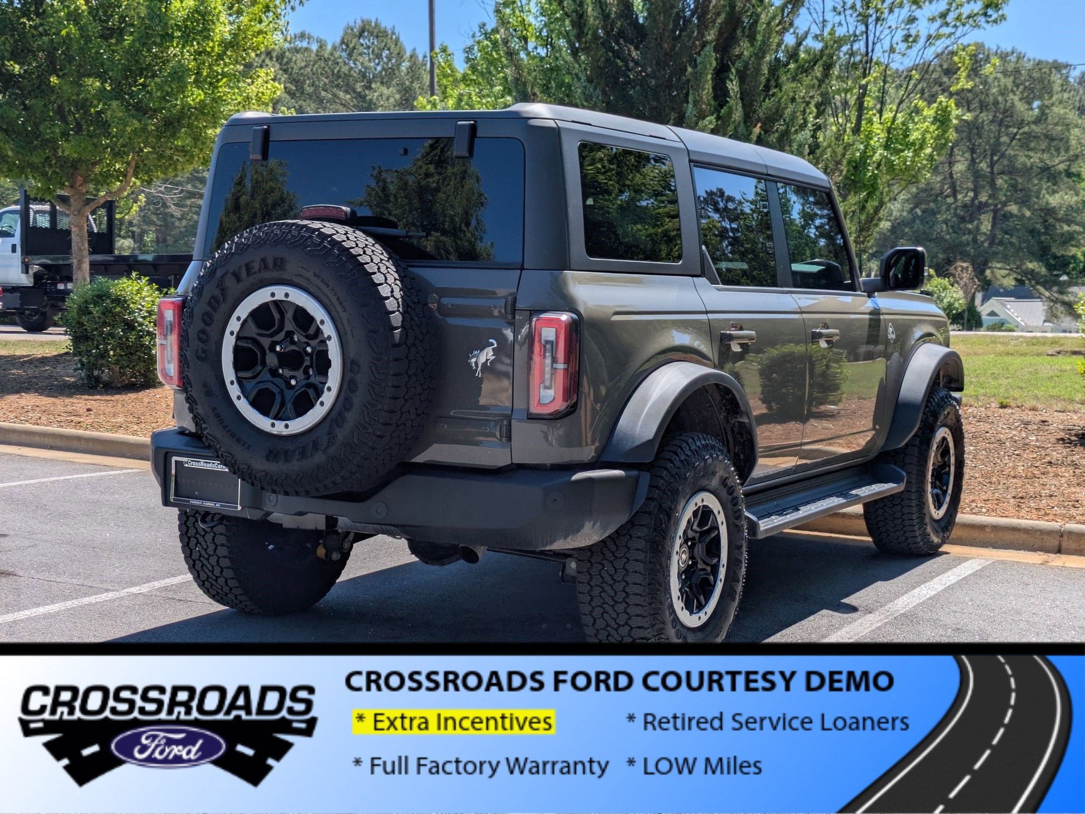 2025 Ford Bronco Outer Banks - Crossroads Courtesy Demo