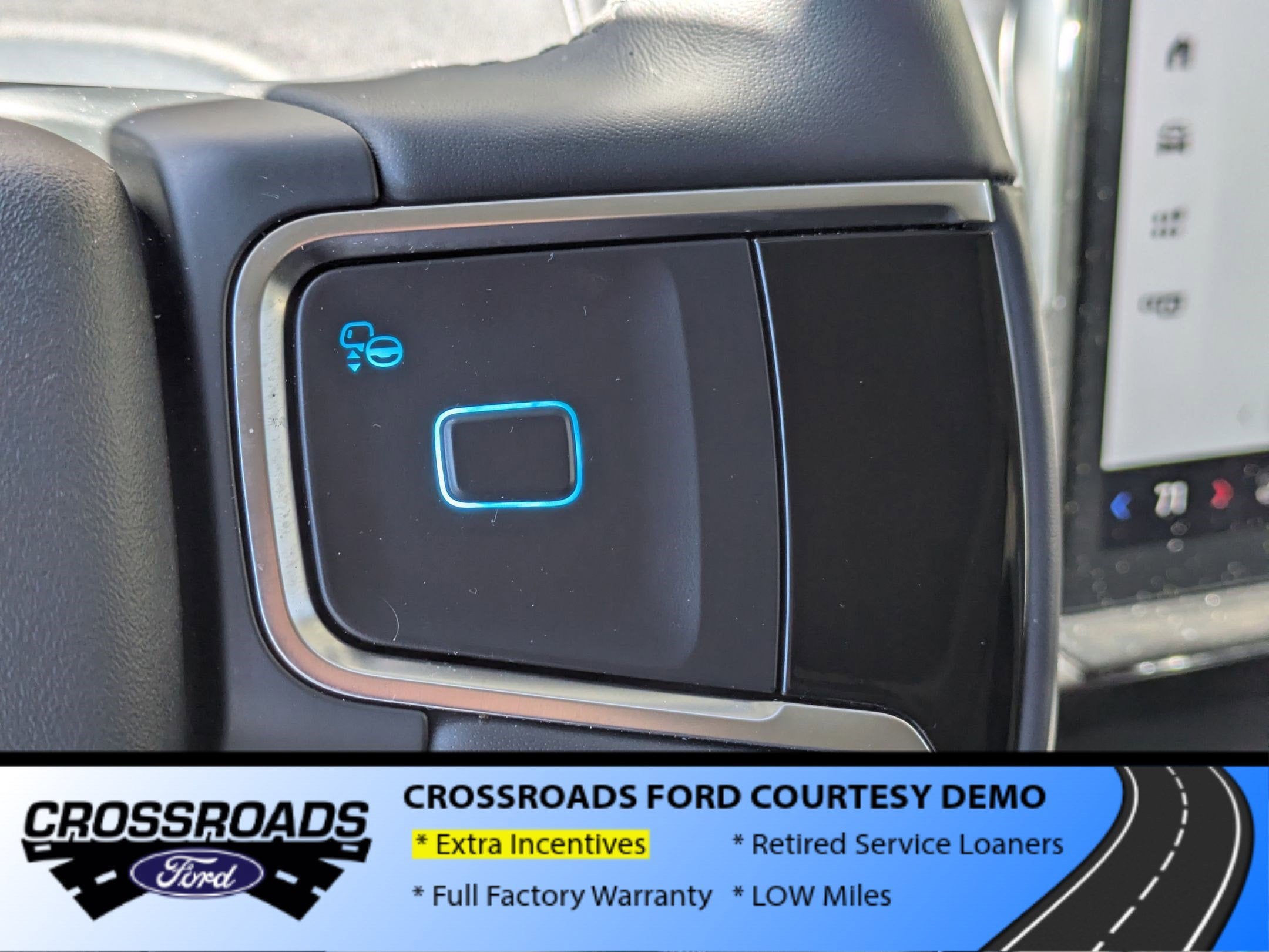 2025 Ford Expedition Platinum - Crossroads Courtesy Demo