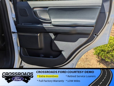 2025 Ford Expedition Platinum - Crossroads Courtesy Demo