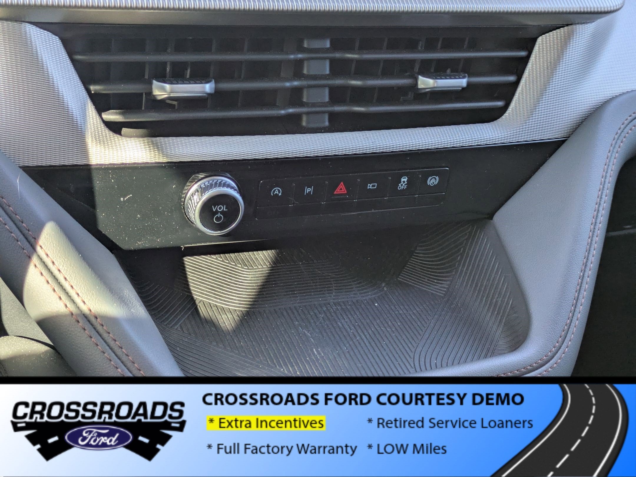 2025 Ford Explorer Active - Crossroads Courtesy Demo