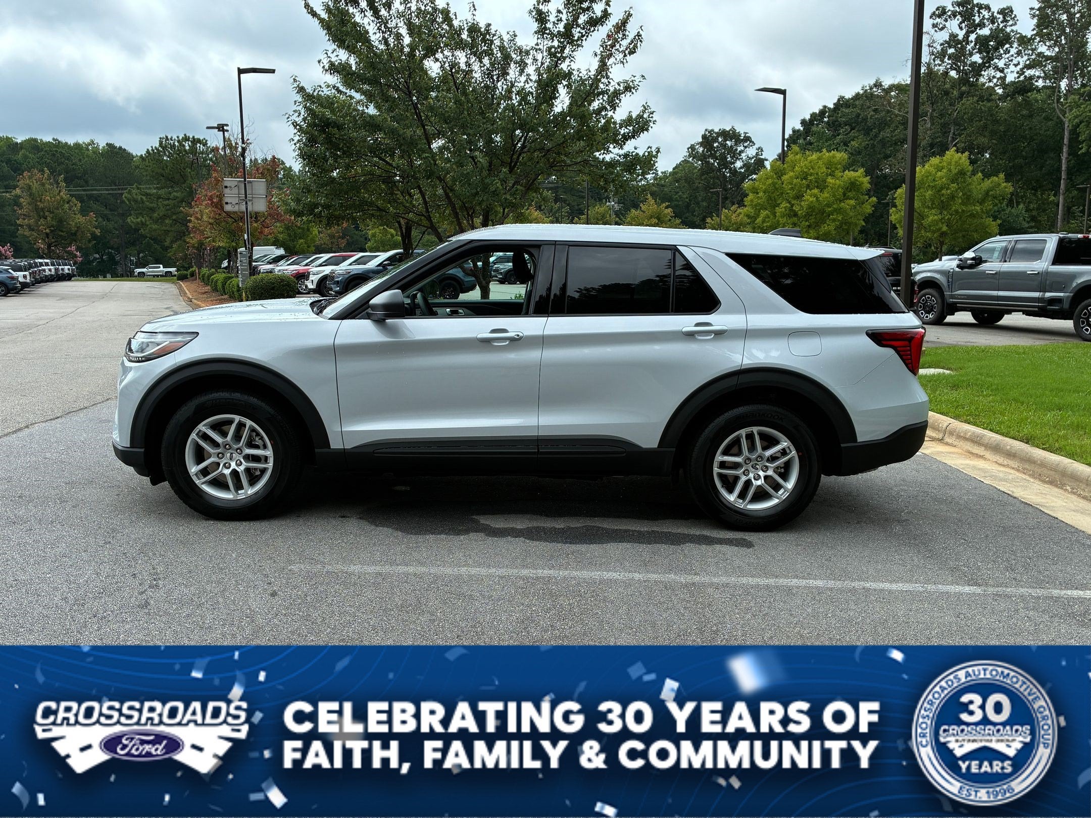 2026 Ford Explorer Active w/100A Pkg