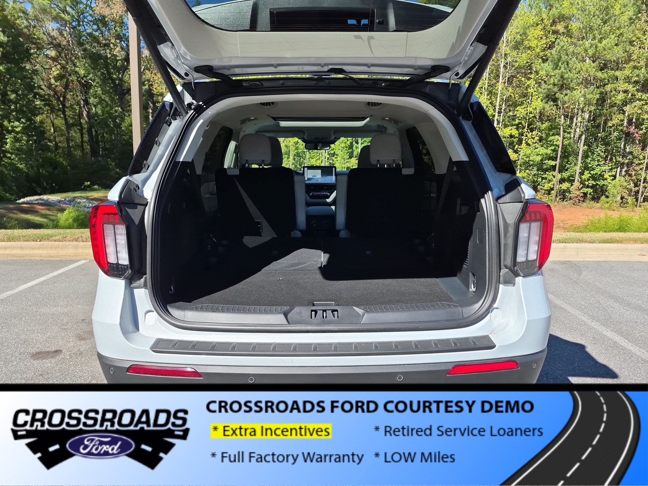2026 Ford Explorer Platinum - Crossroads Courtesy Demo