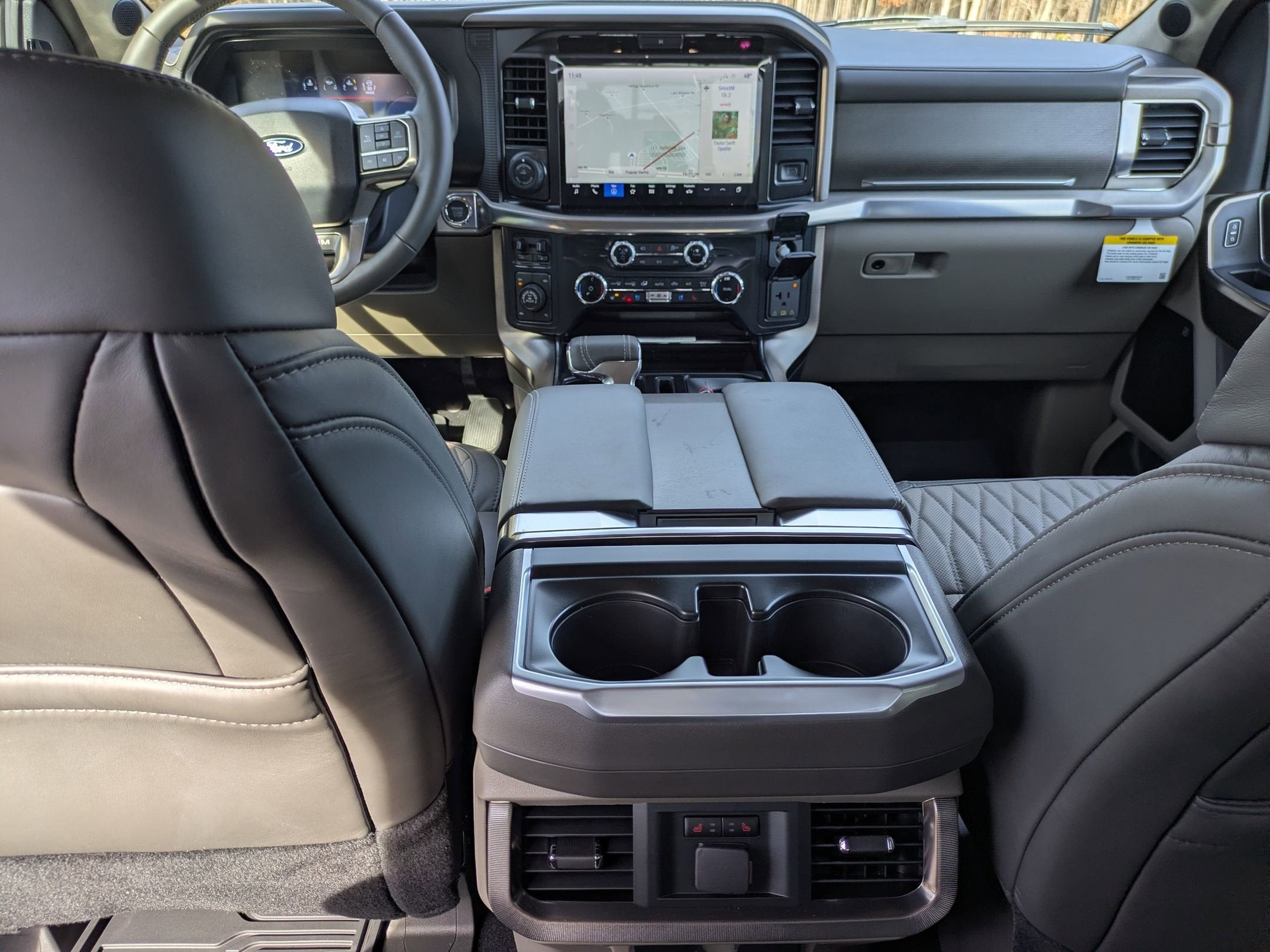 2025 Ford F-150 Platinum