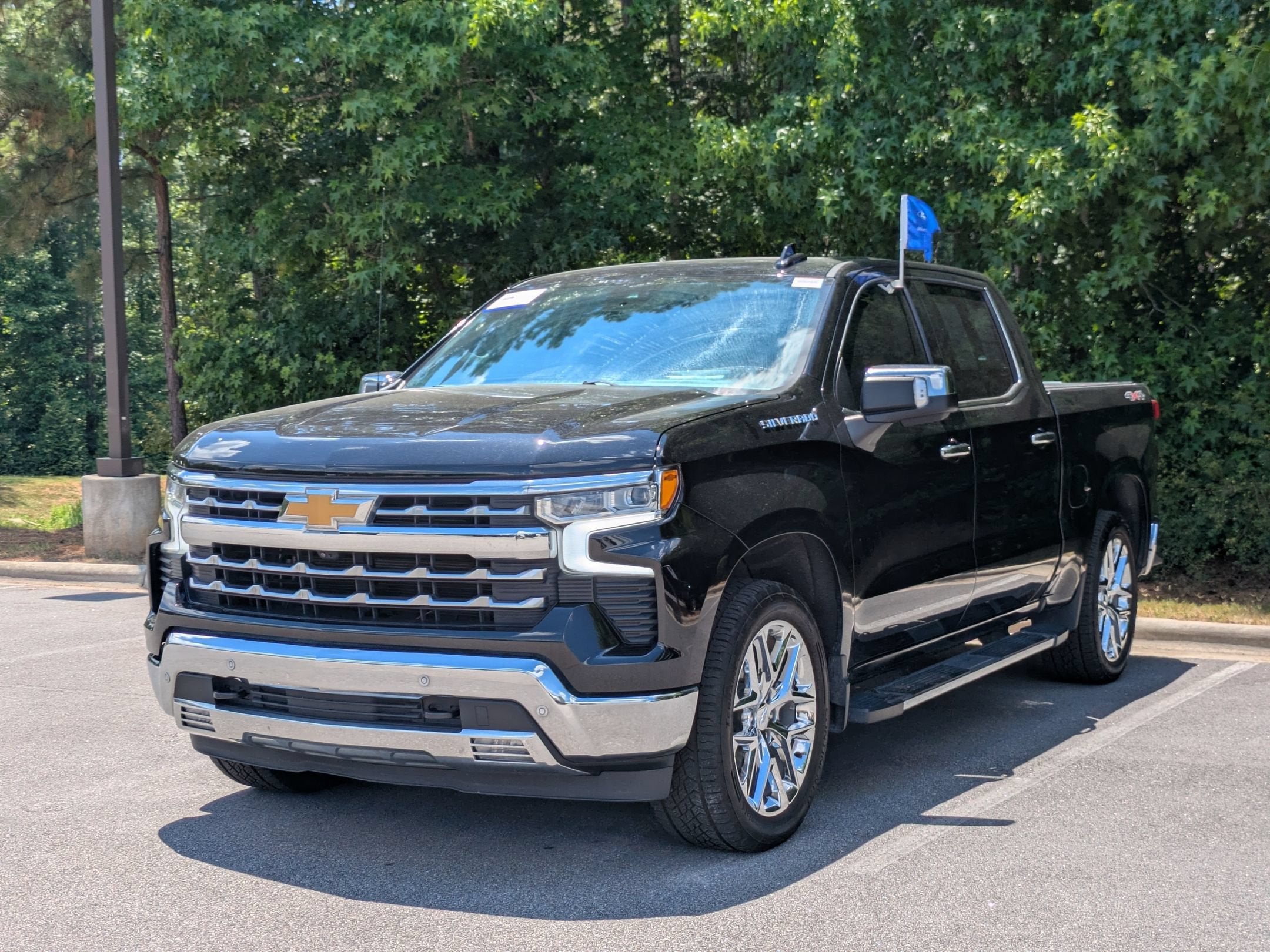2023 Chevrolet Silverado 1500 LTZ