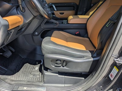 2023 Land Rover Defender X-Dynamic SE