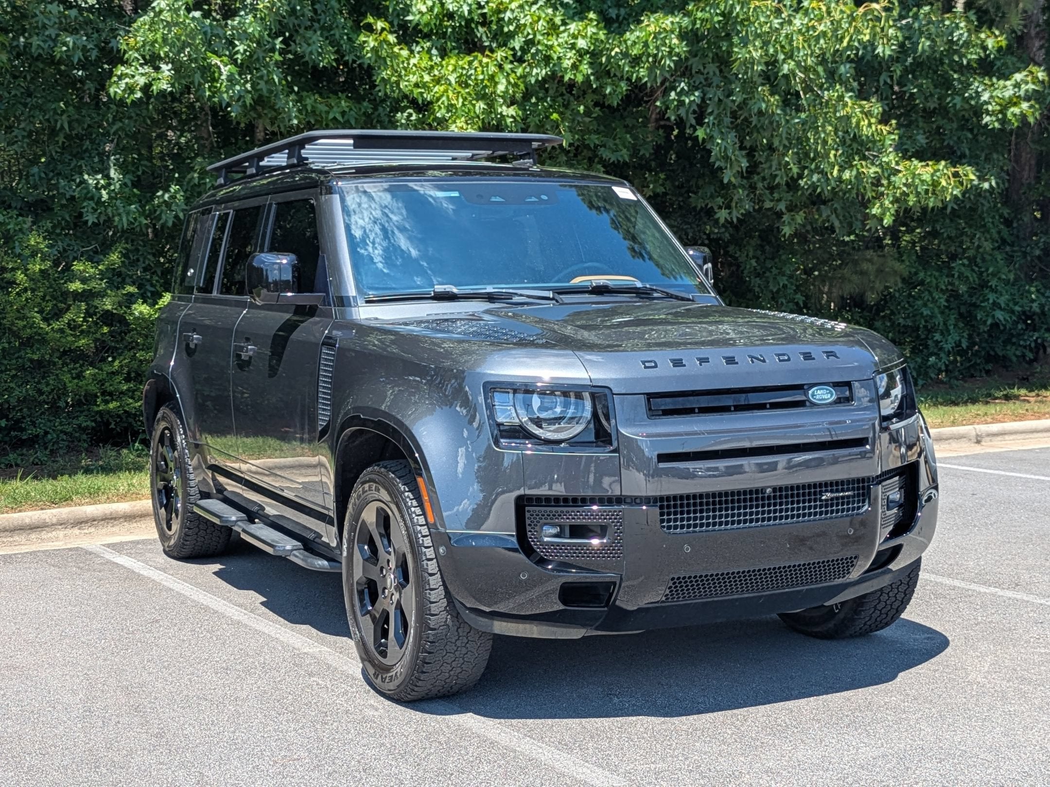 2023 Land Rover Defender X-Dynamic SE