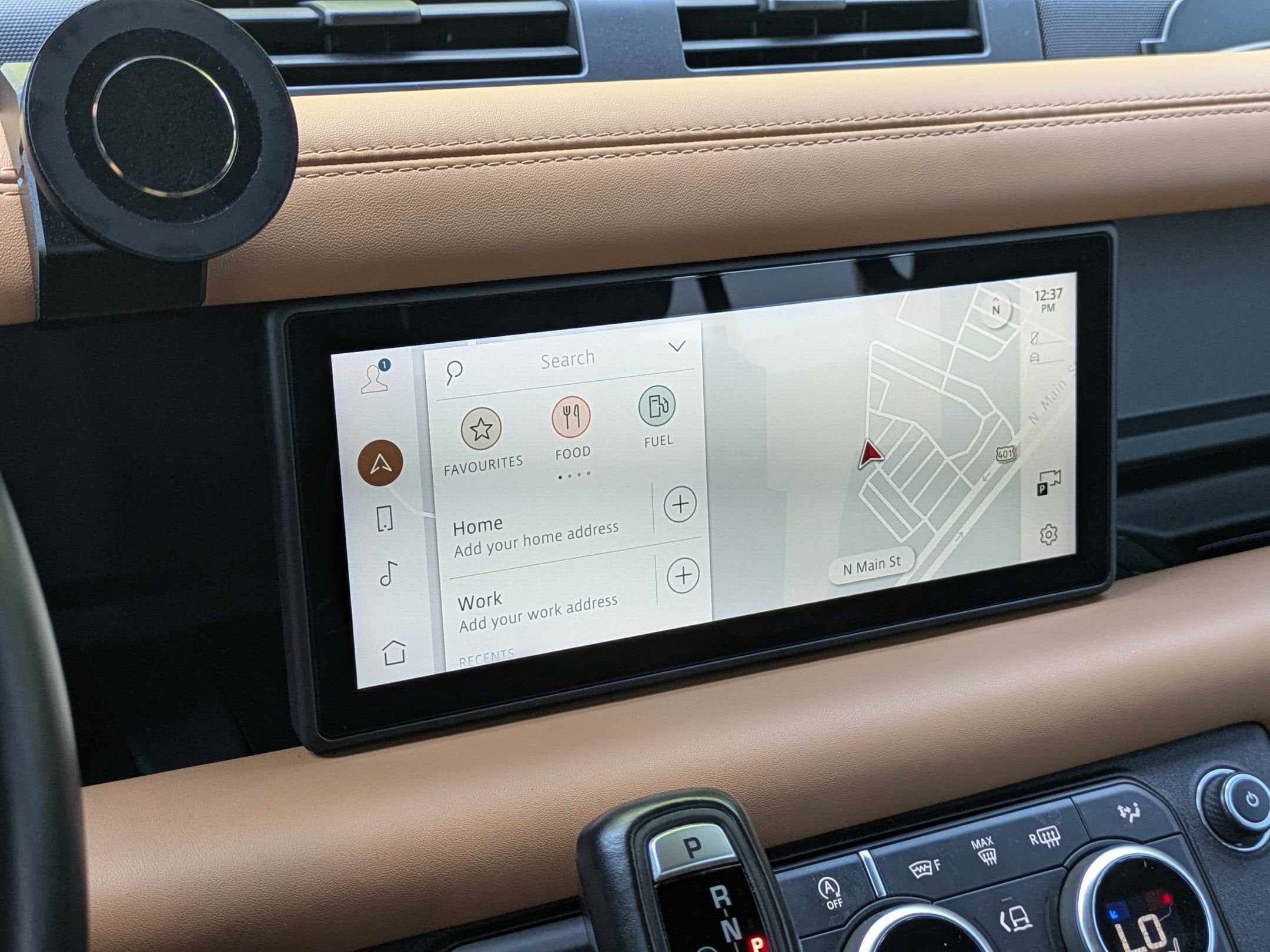 2023 Land Rover Defender X-Dynamic SE