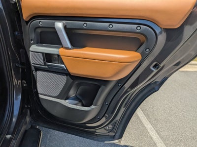 2023 Land Rover Defender X-Dynamic SE