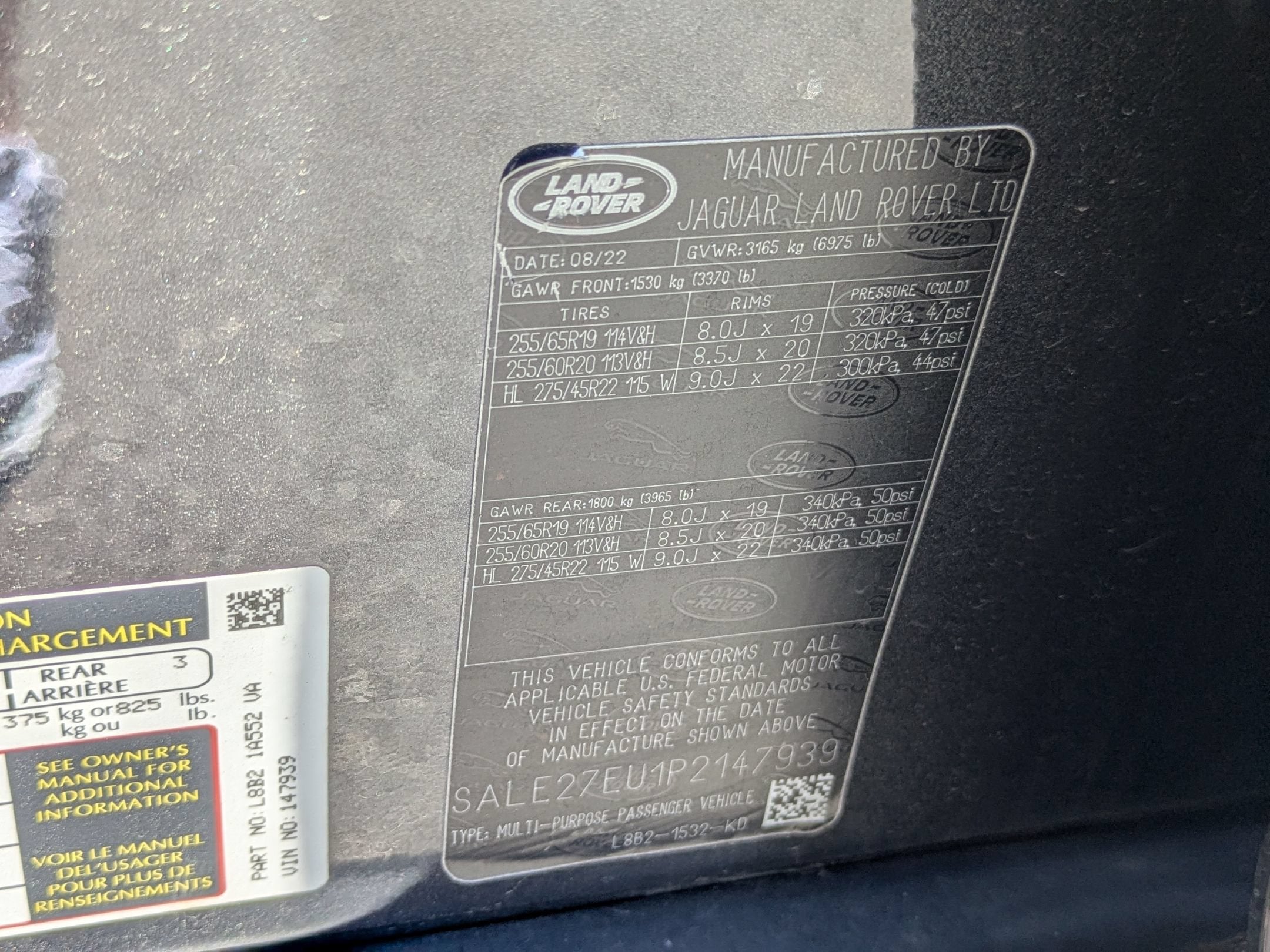 2023 Land Rover Defender X-Dynamic SE