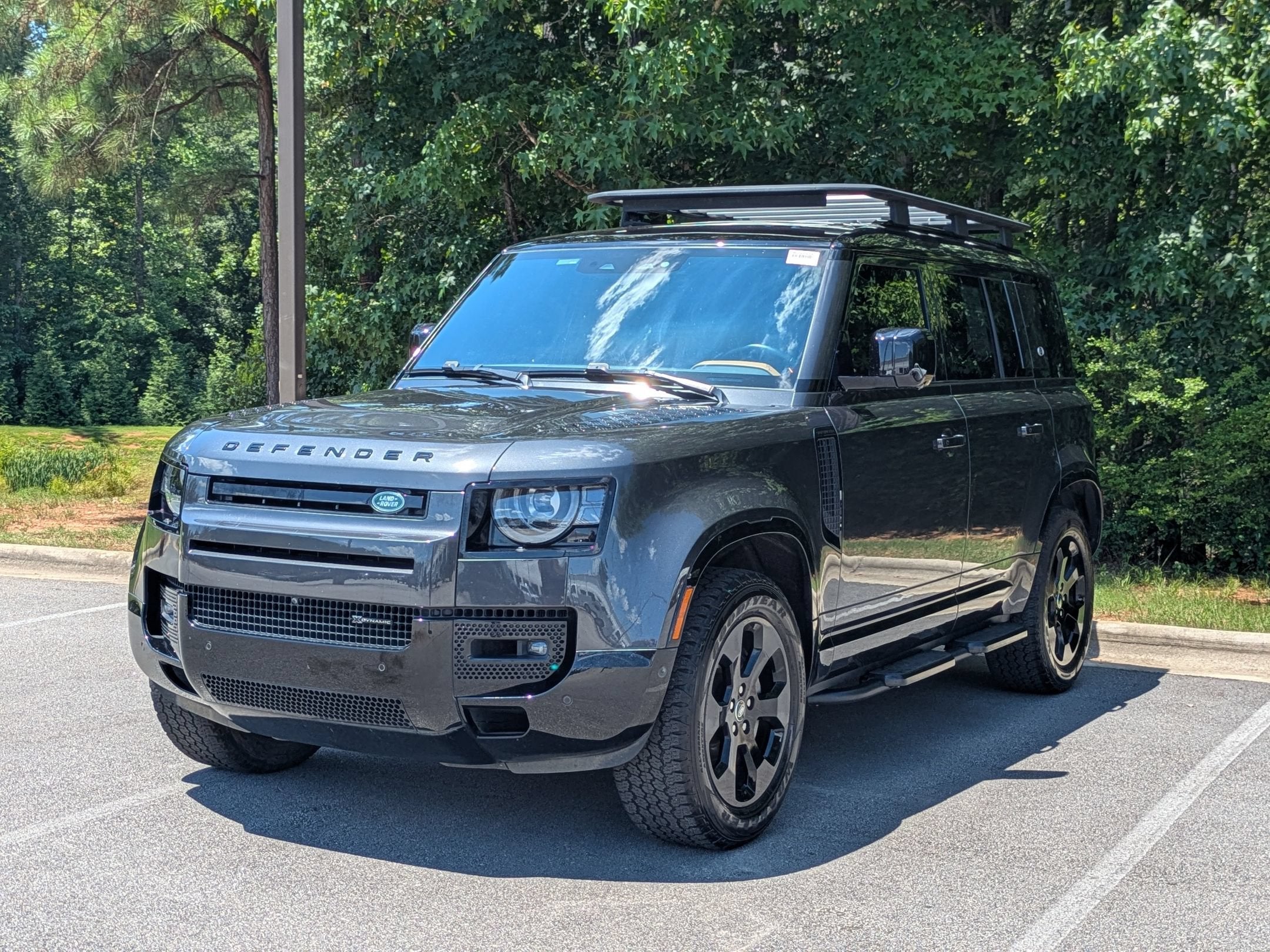2023 Land Rover Defender X-Dynamic SE
