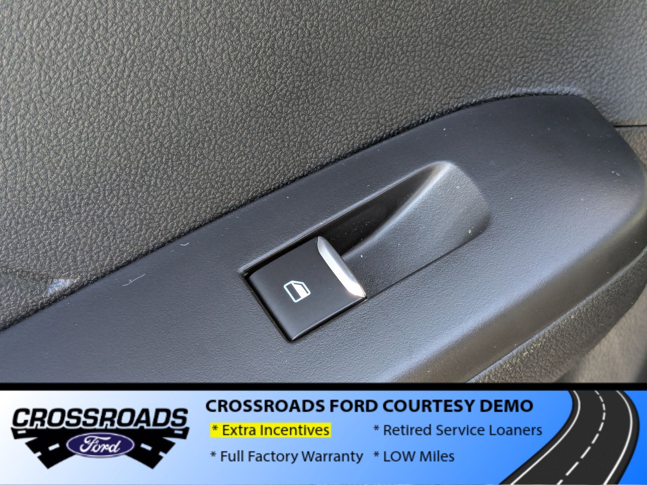 2025 Ford Escape ST-Line - Crossroads Courtesy Demo