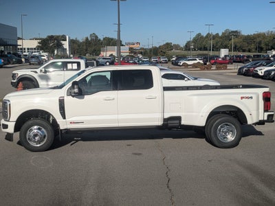 2026 Ford Super Duty F-350 DRW Platinum