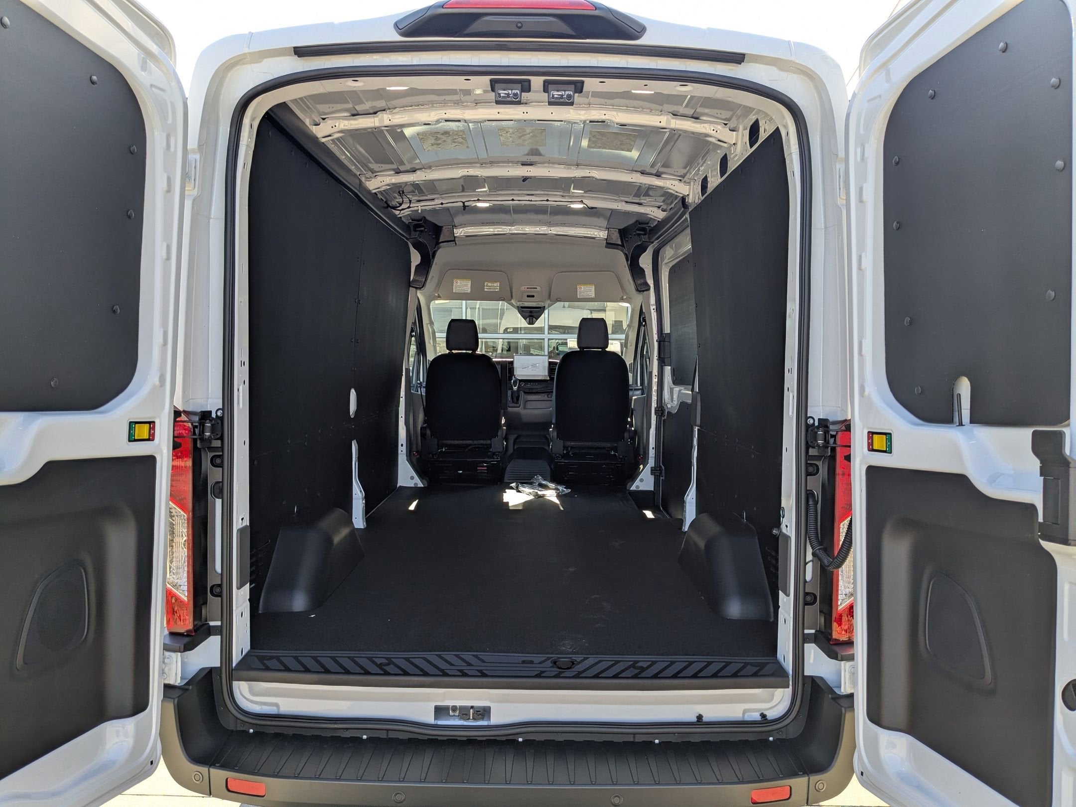 2026 Ford Transit Cargo Van Base