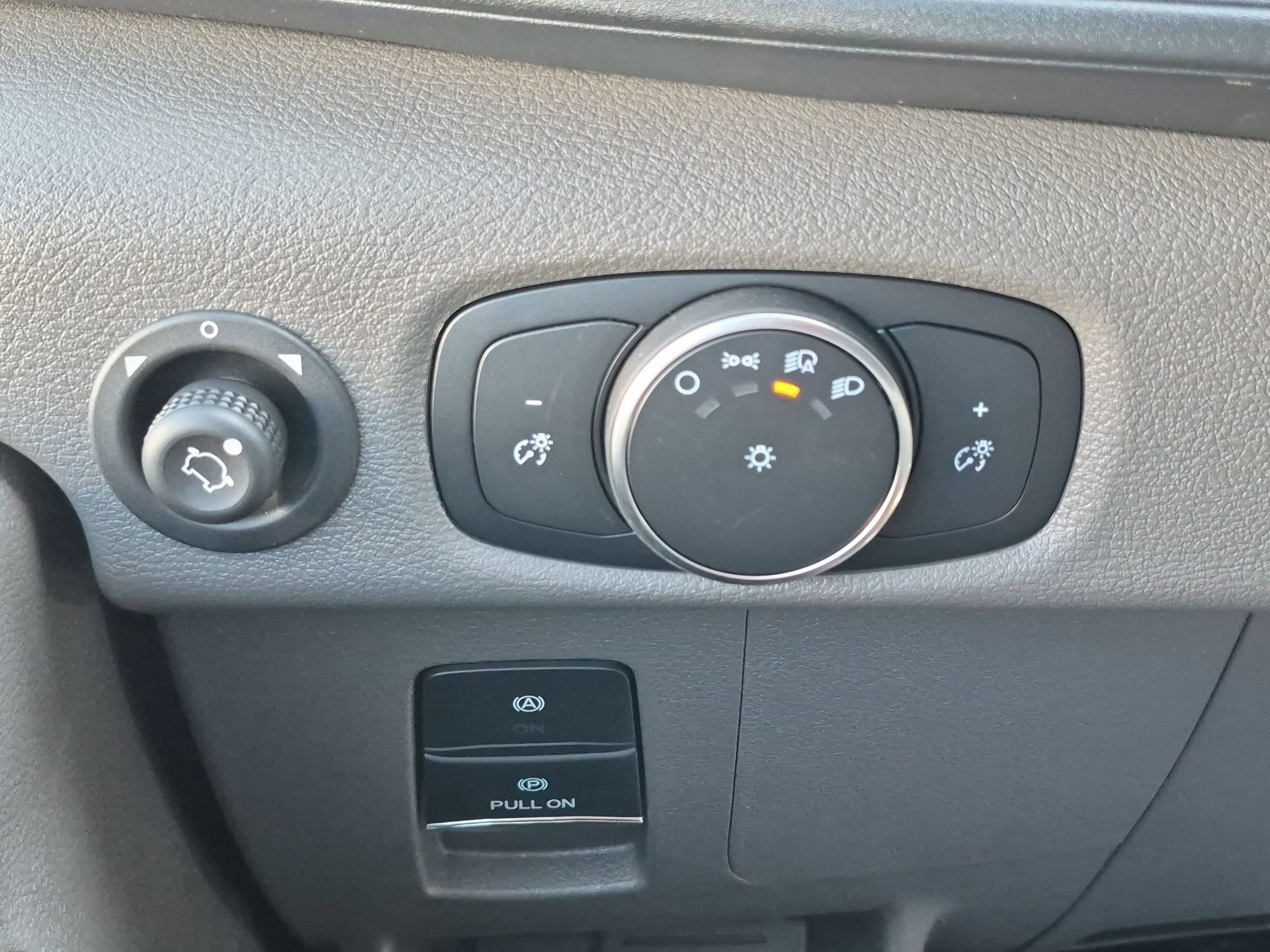 2027 Ford Transit Cargo Van Base