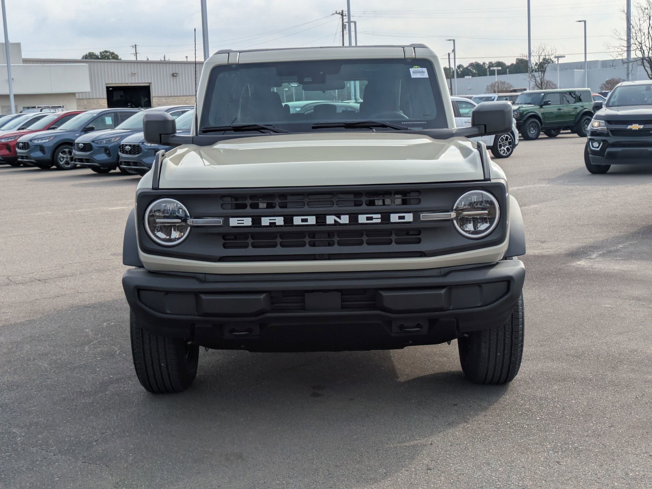 2025 Ford Bronco Base
