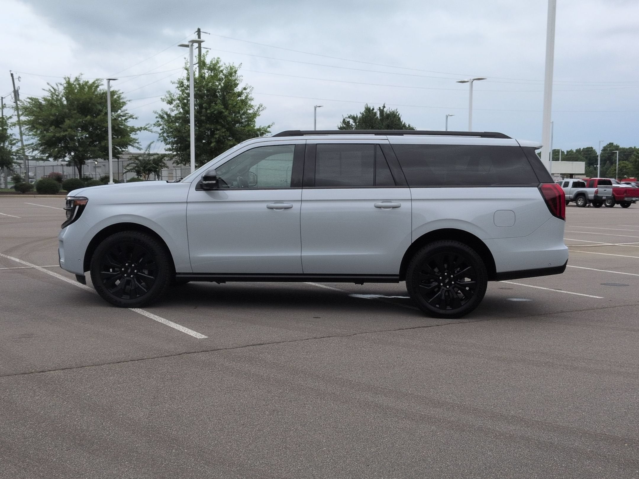2025 Ford Expedition Max Platinum