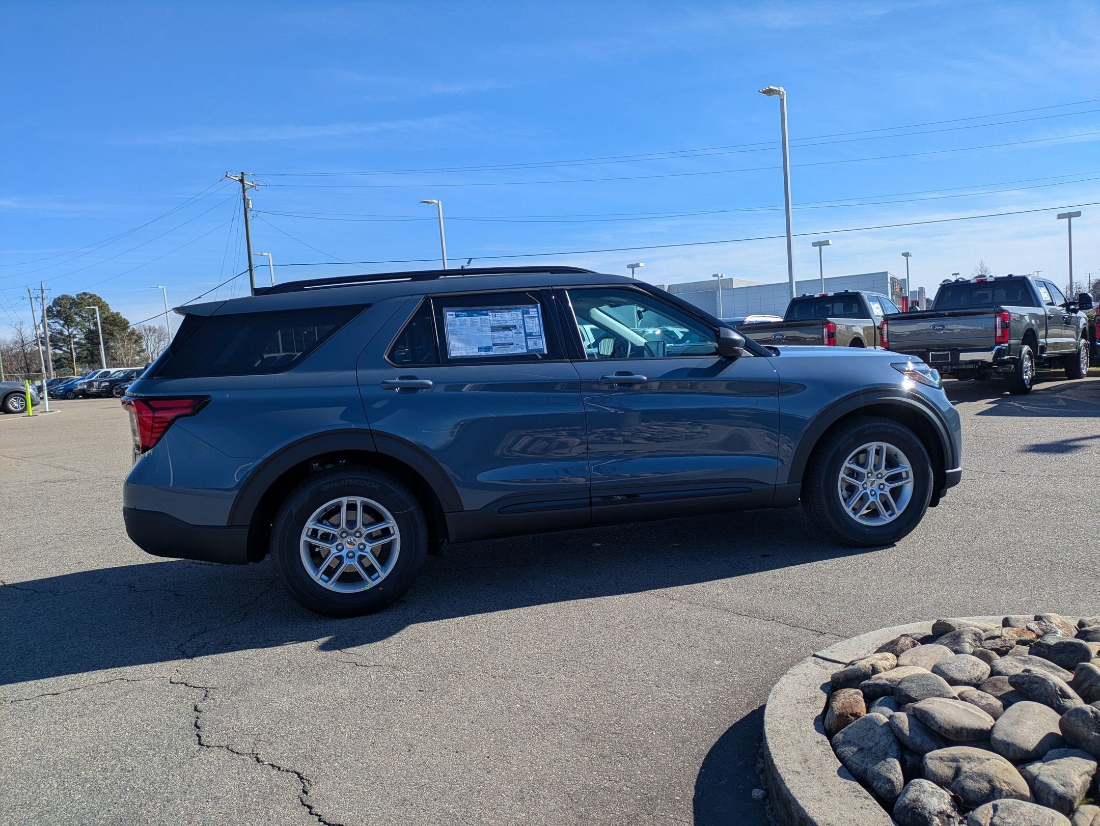 2026 Ford Explorer Active w/200A Pkg