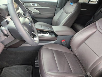 2026 Ford Explorer Platinum - Crossroads Courtesy Demo