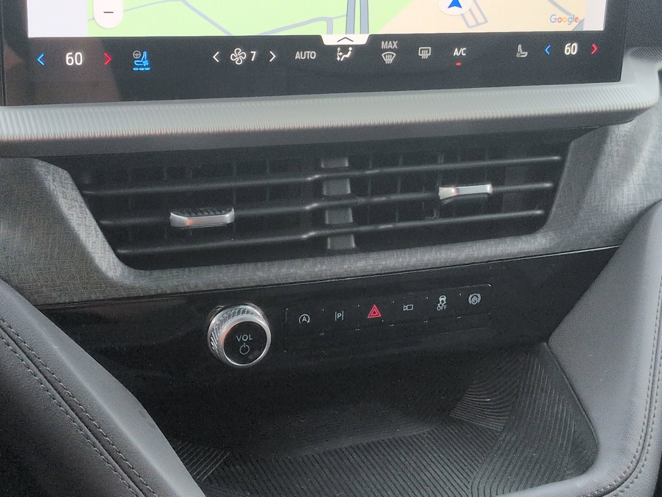 2026 Ford Explorer Platinum - Crossroads Courtesy Demo