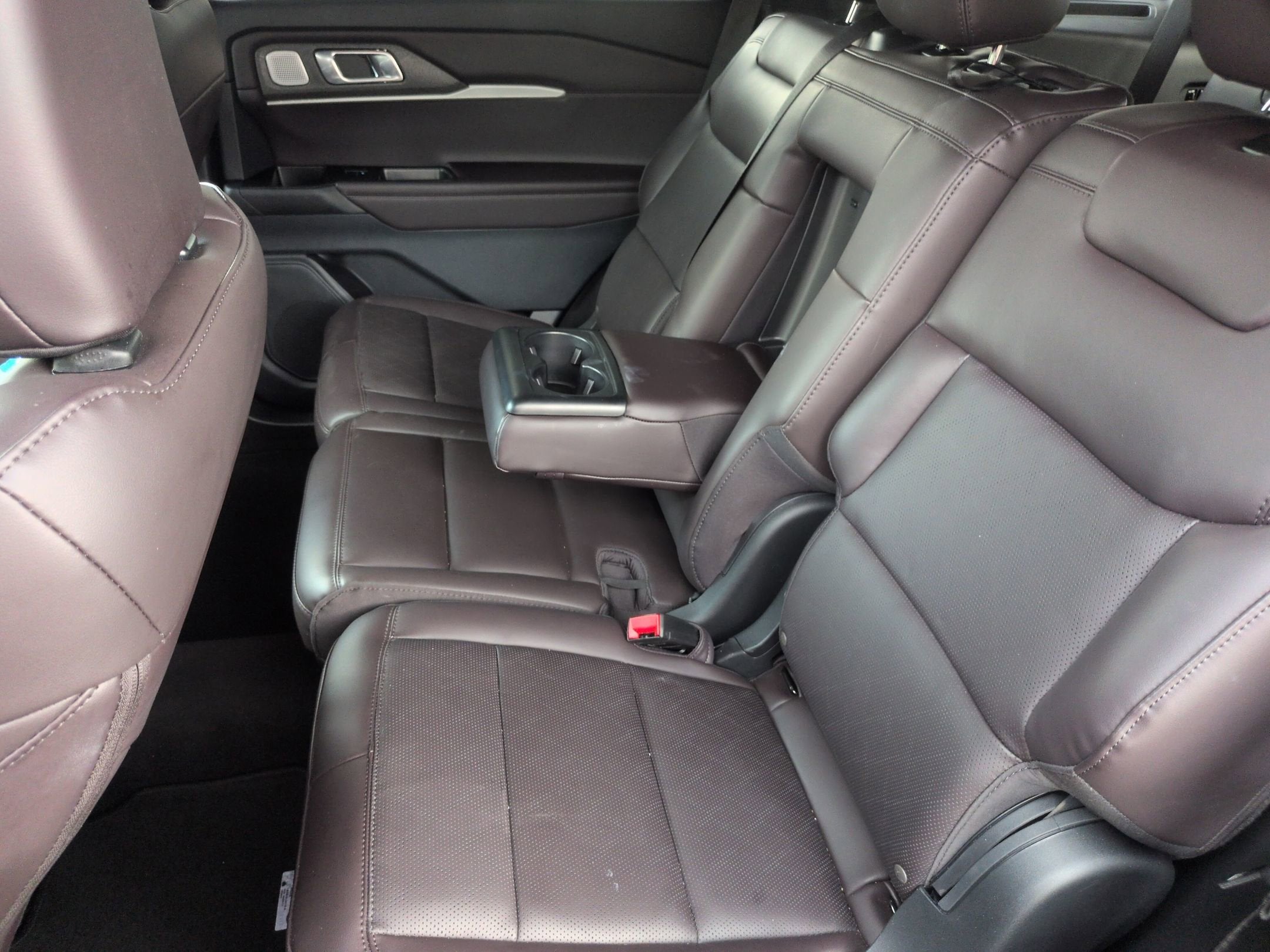 2026 Ford Explorer Platinum - Crossroads Courtesy Demo