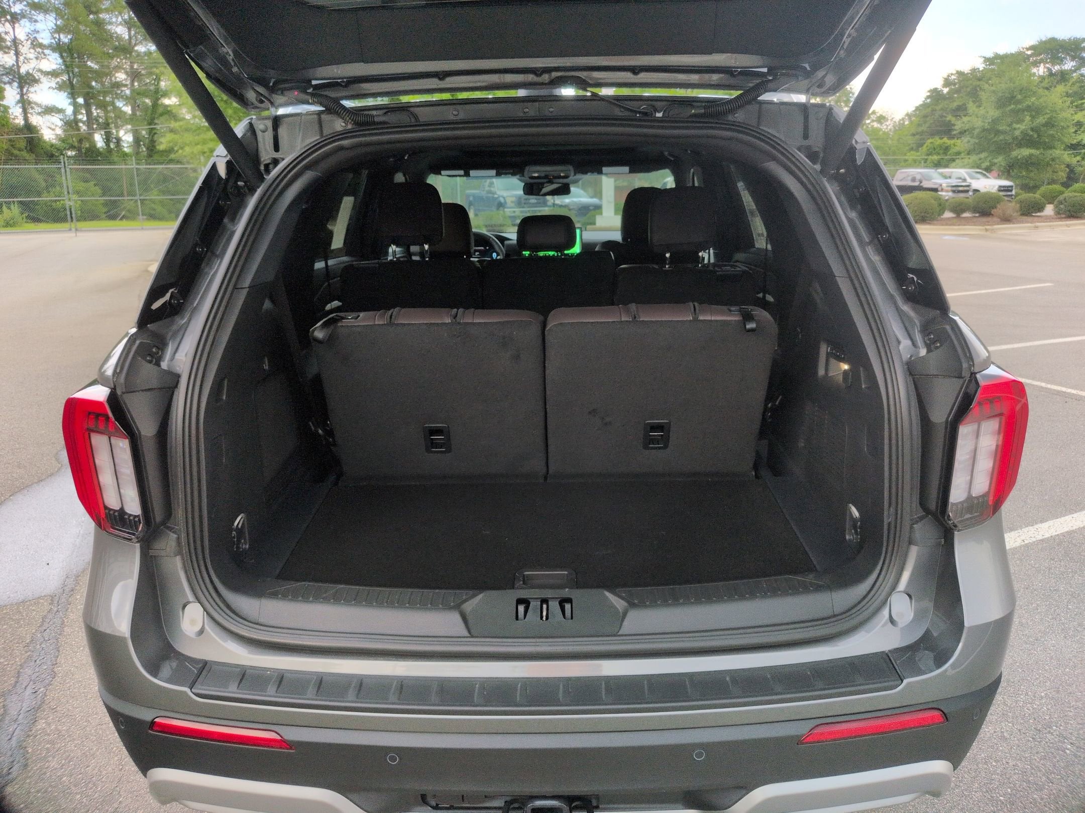 2026 Ford Explorer Platinum - Crossroads Courtesy Demo