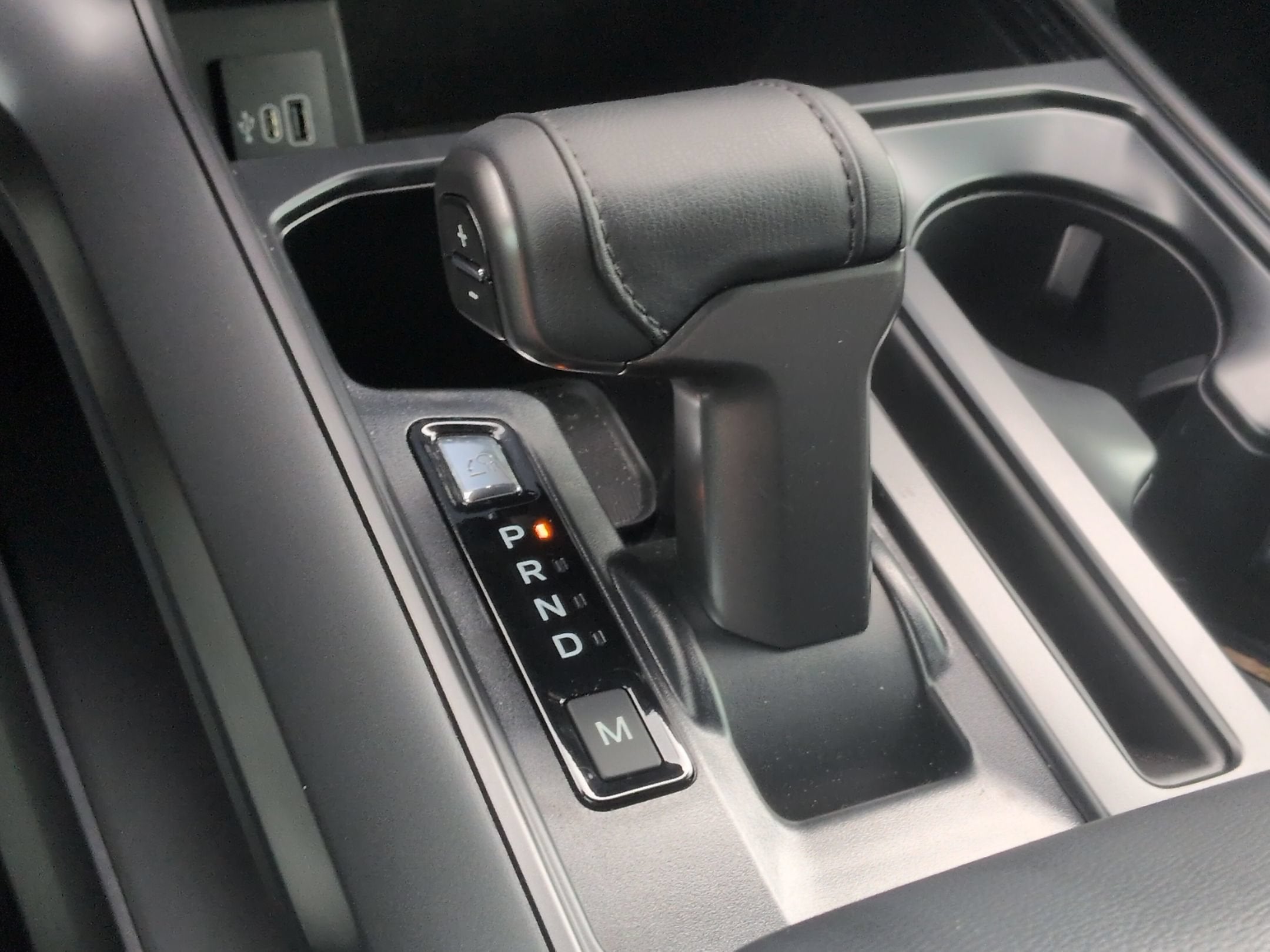 2026 Ford F-150 LARIAT - Crossroads Courtesy Demo