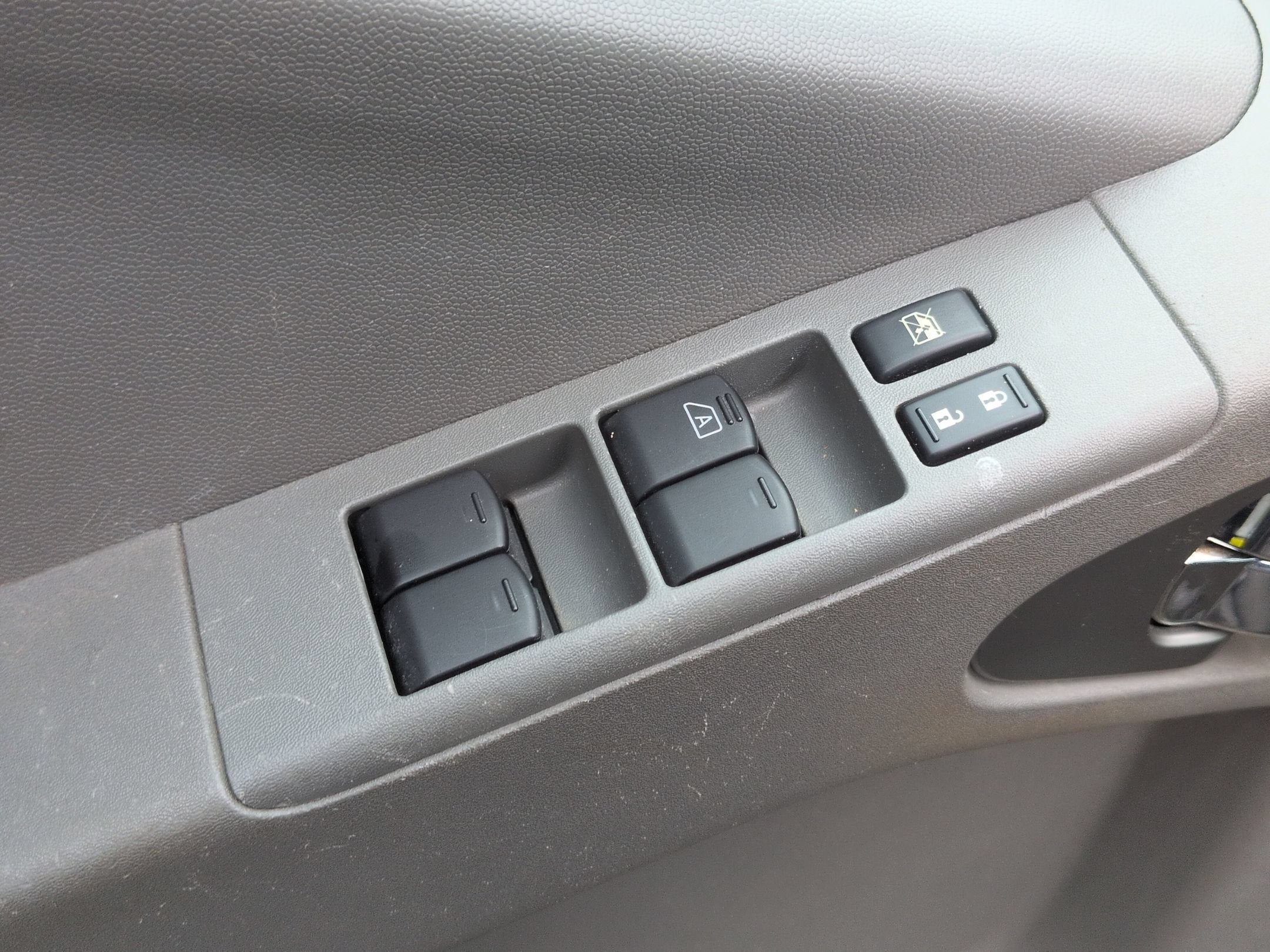 2015 Nissan Frontier SV